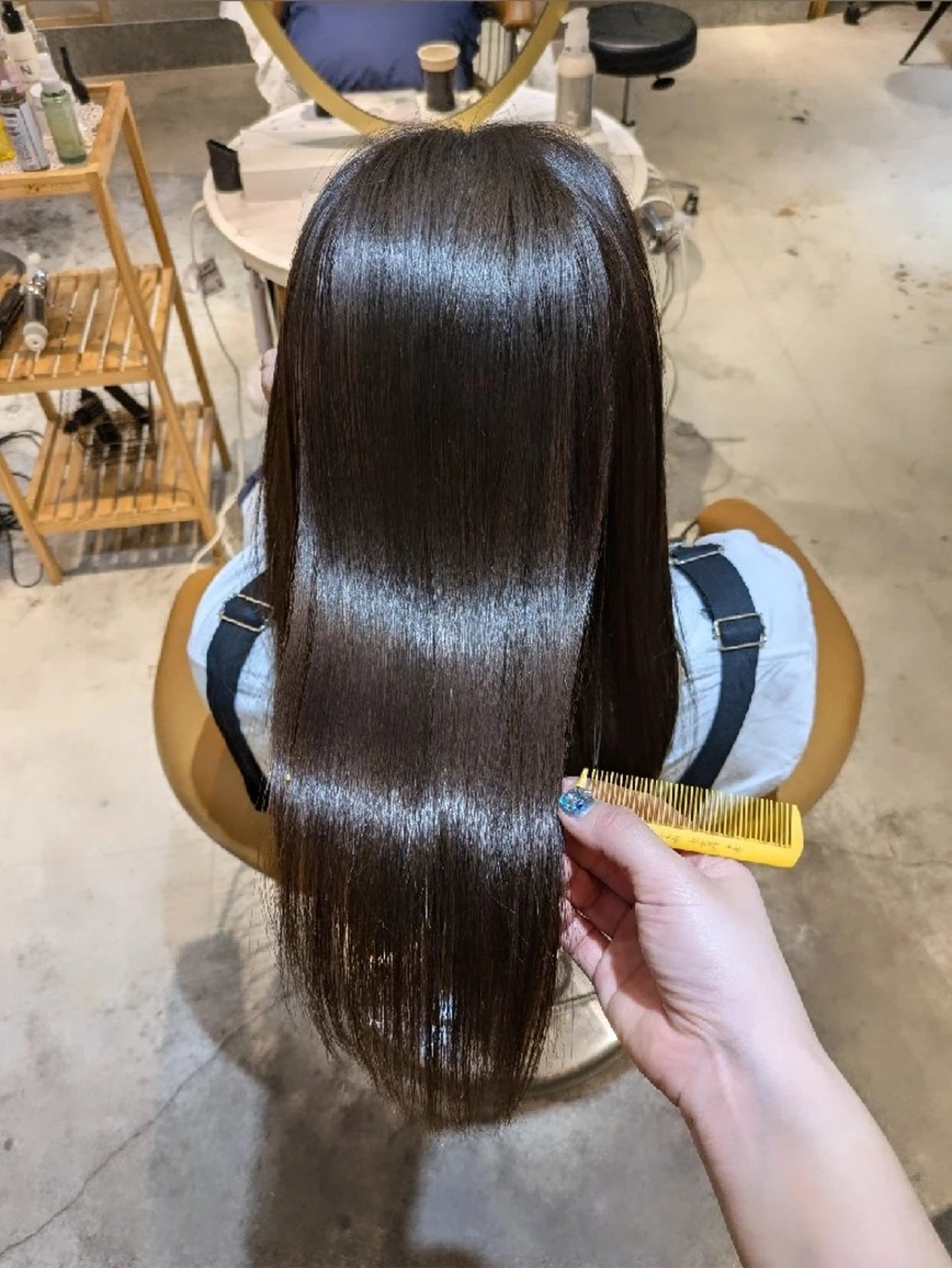ミディアム カット ヘアカラー 縮毛矯正 トリートメント 縮毛矯正/レイヤー 💎やまもとちひろのヘアスタイル