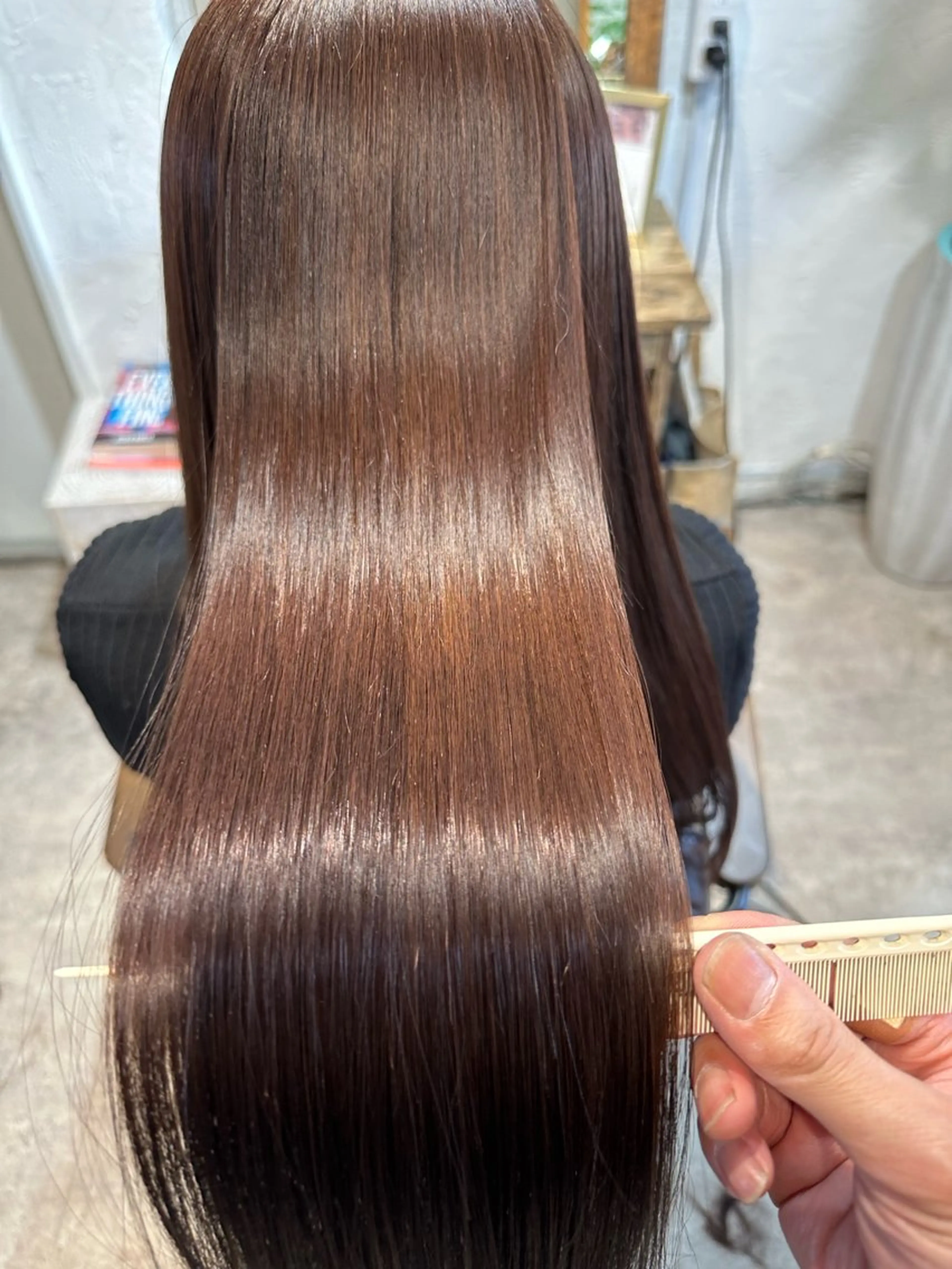 ロング エクステ ハイライト 髪質改善 レイヤーカット 縮毛矯正 美髪質改善✨ 縮毛矯正✨HIDEのヘアスタイル