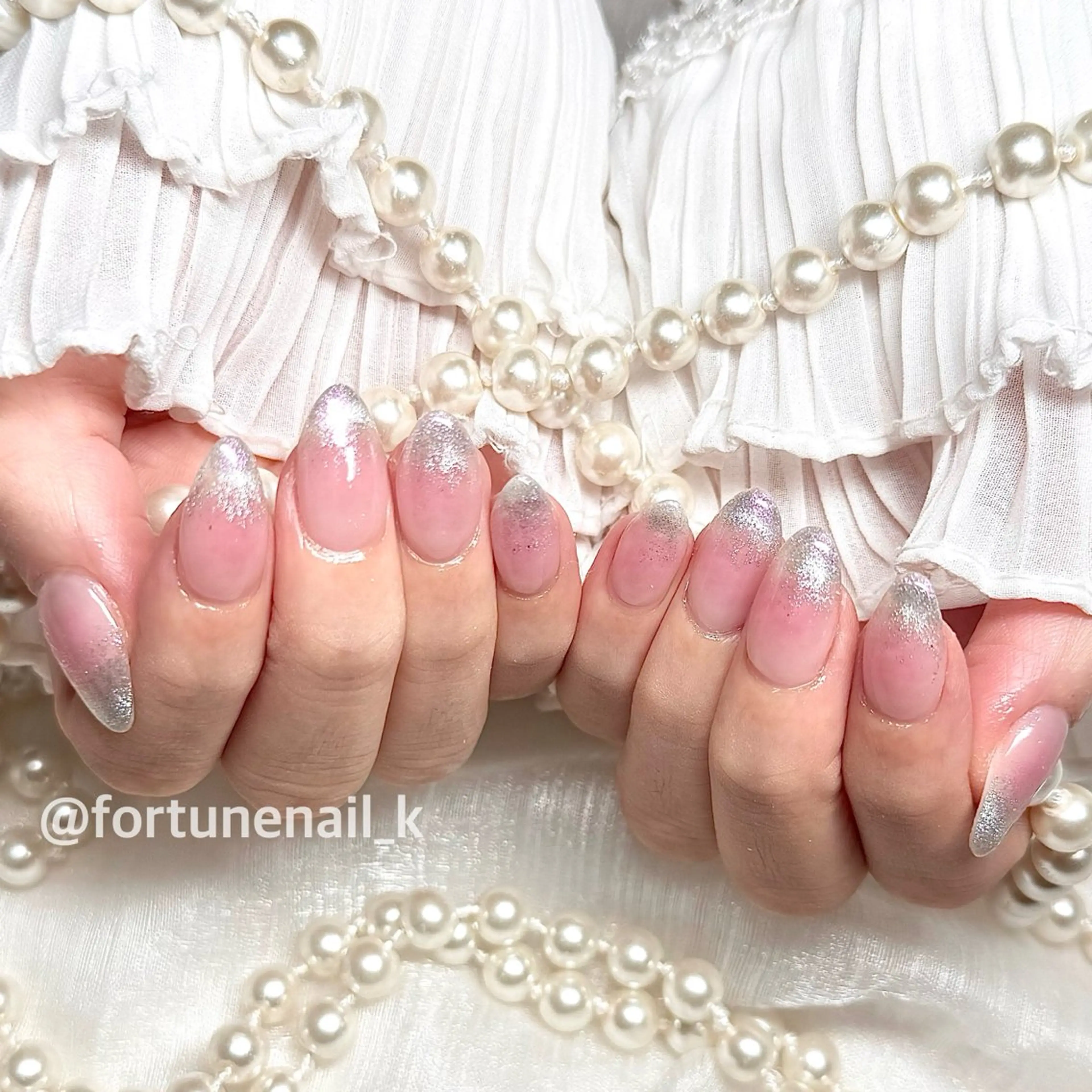 ネイル マグネットネイル ハンドネイル 🤍kanane 🤍4/15空✩.*のネイルデザイン