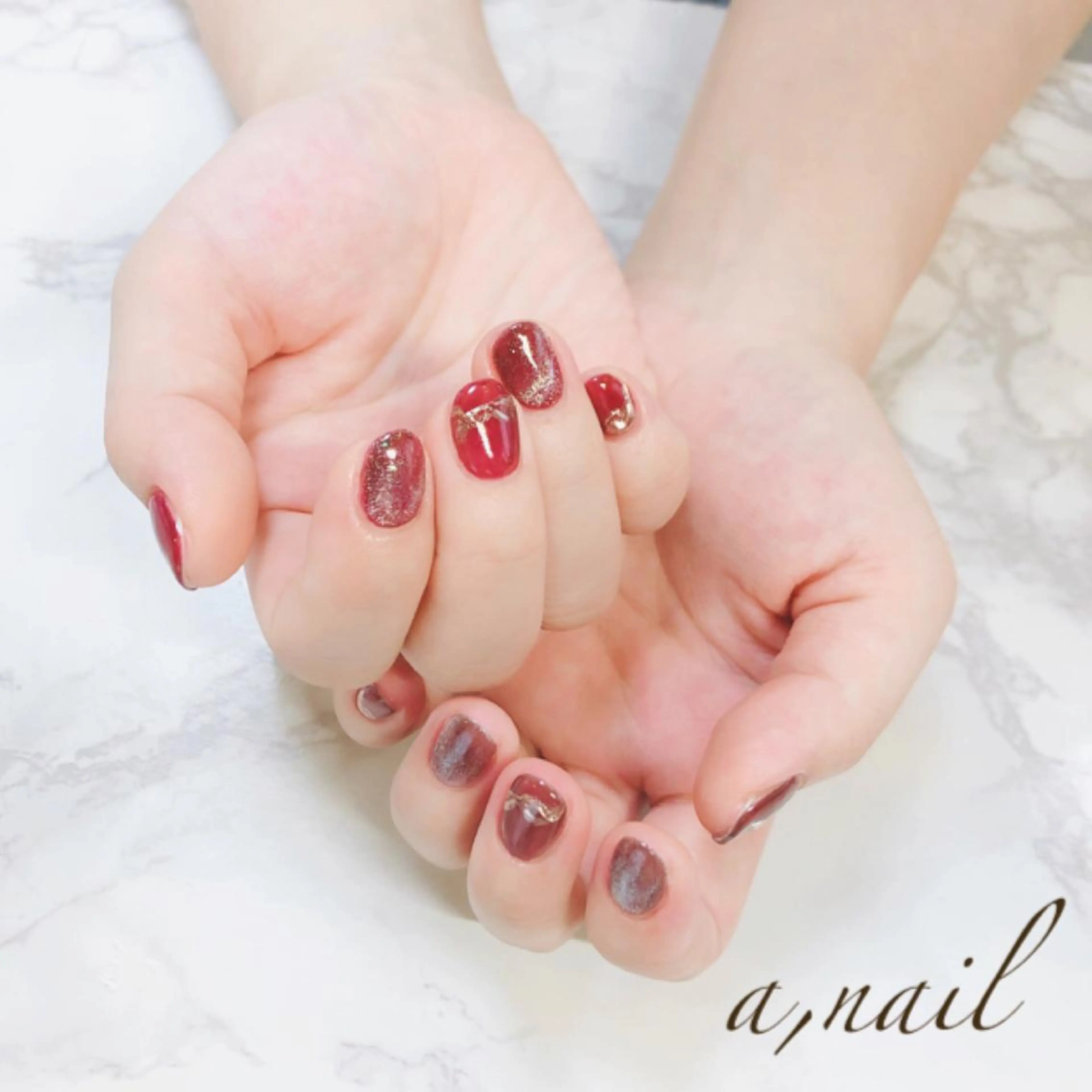 ネイル フットネイル ジェルネイル グラデーション マグネットネイル ミラーネイル ハンドネイル ネイルサロン エーネイルのネイルデザイン