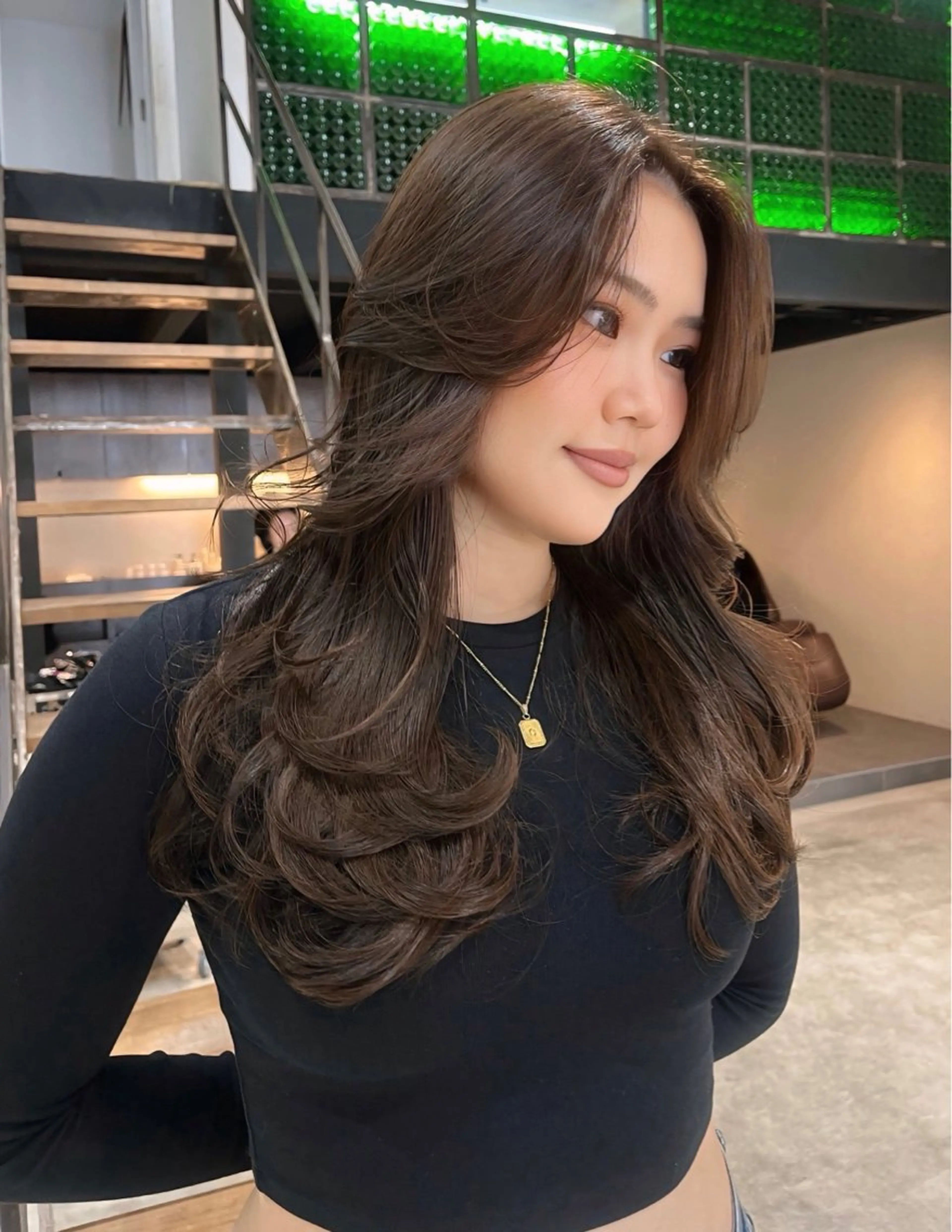 ロング DEAN 名駅店 大人レイヤーカットのヘアスタイル