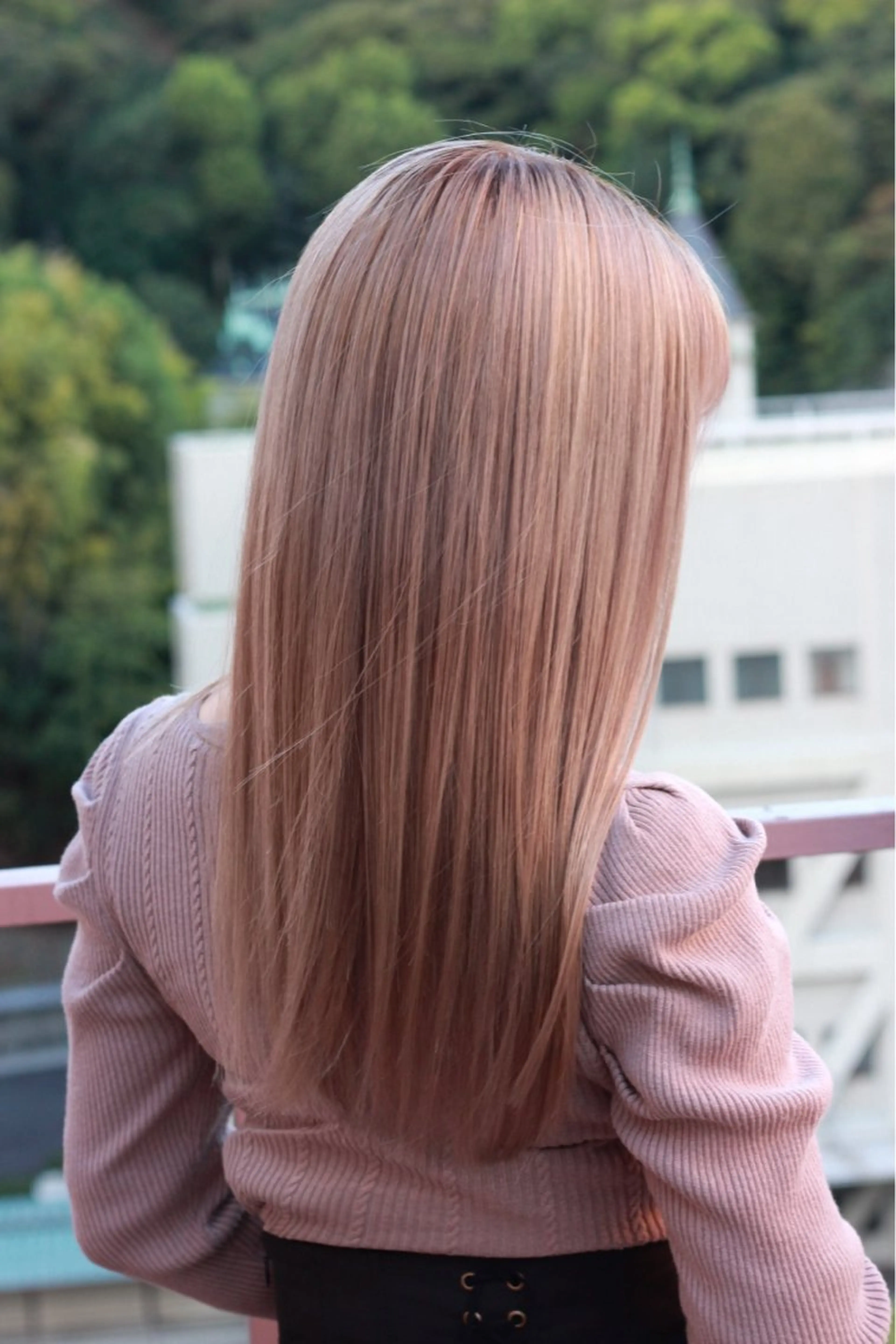 セミロング カラー ベージュカラー ミルクティーベージュ ホワイトミルクティーベージュ ヘアカラー Viage （ビアージュ）のヘアスタイル