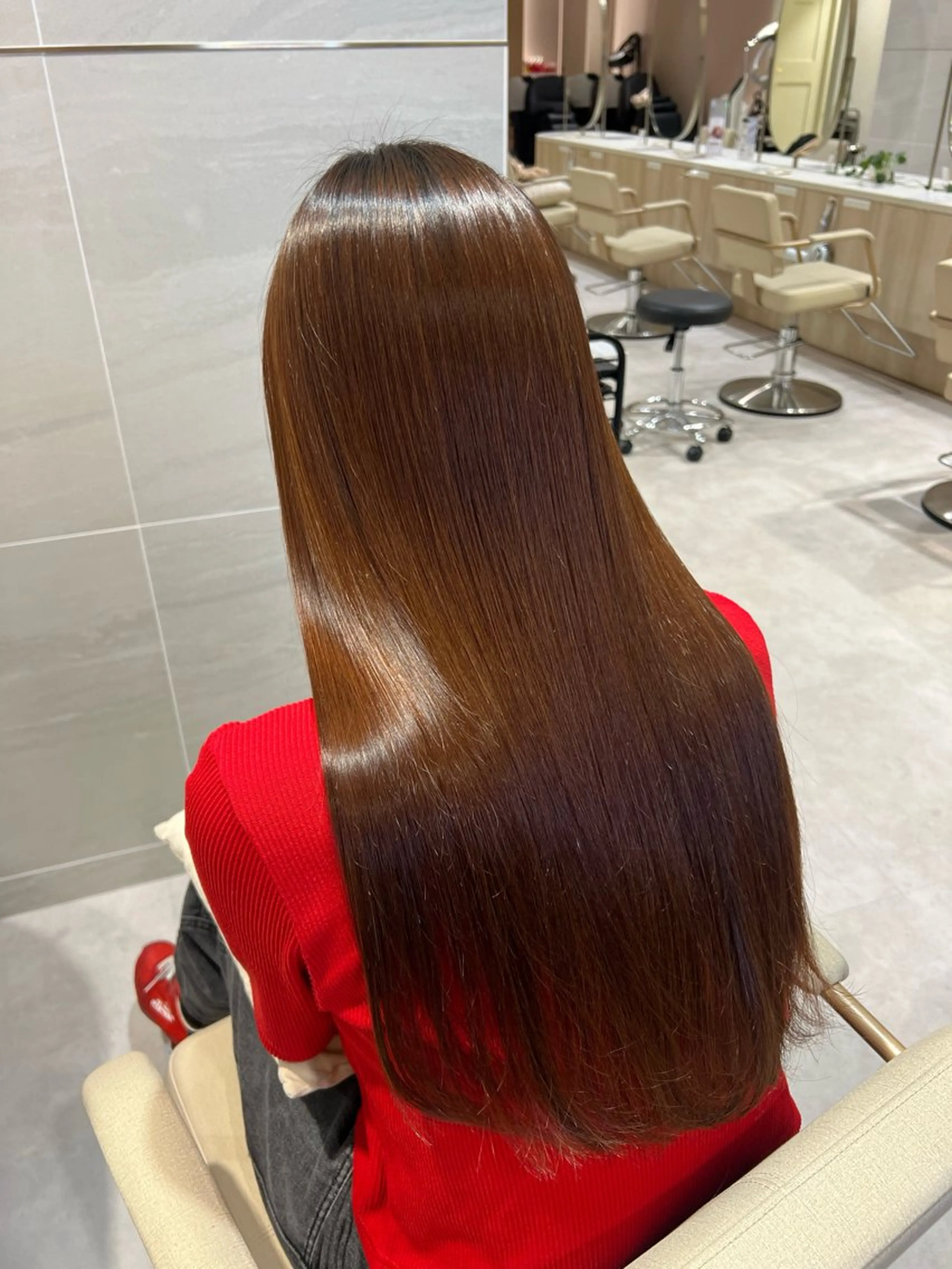 ロング パーマ 縮毛矯正 トリートメント ストレートパーマ カット無料｜レイヤー カット｜韓国モテへアのヘアスタイル