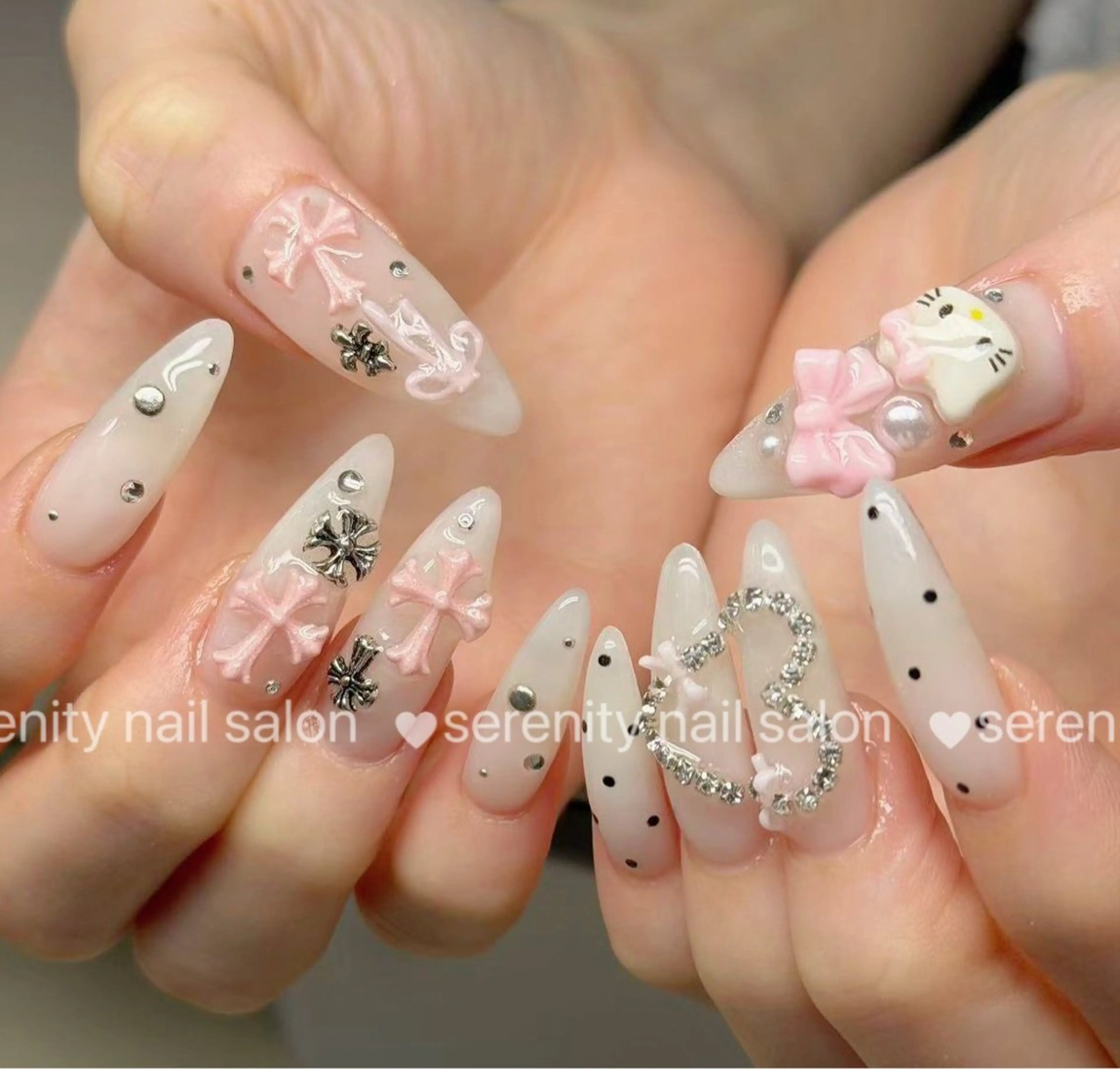 ネイル ハンドネイル ハンドケア ✨Serenity Nail salonのネイルデザイン