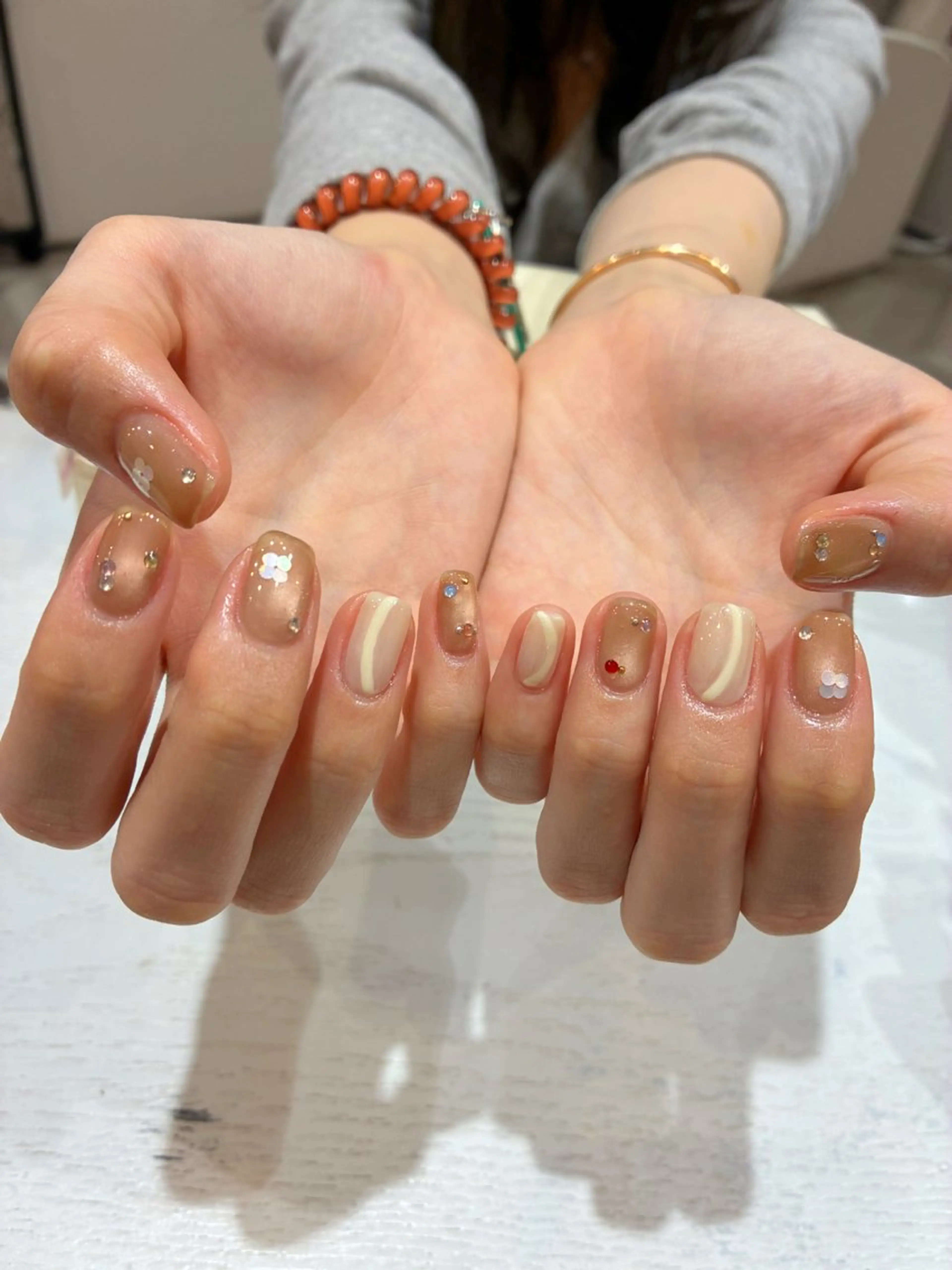 ネイル 持ち込み Nest 岩崎のネイルデザイン