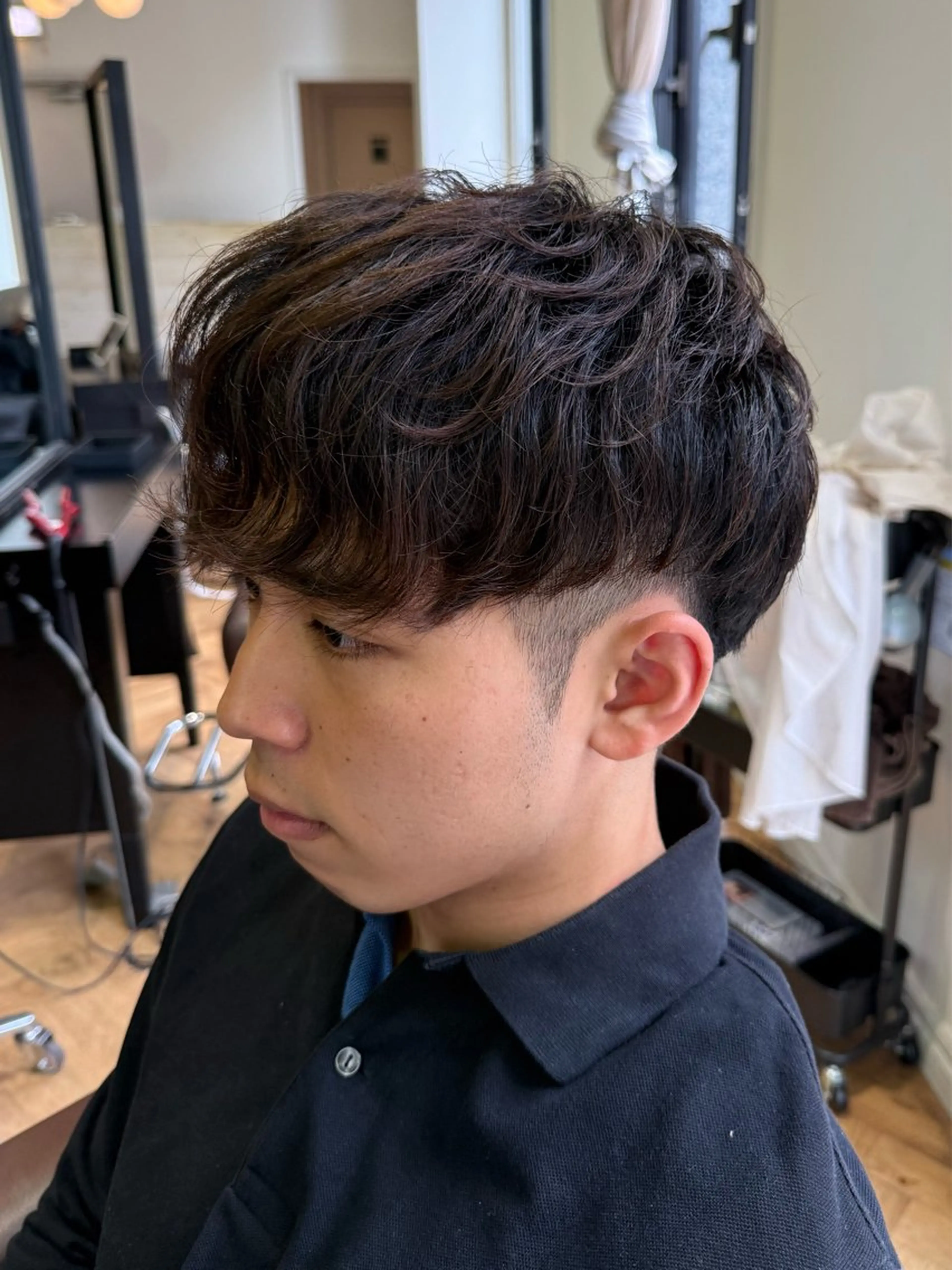 ショート メンズ メンズパーマ くせ毛 溝口 槙里也のヘアスタイル