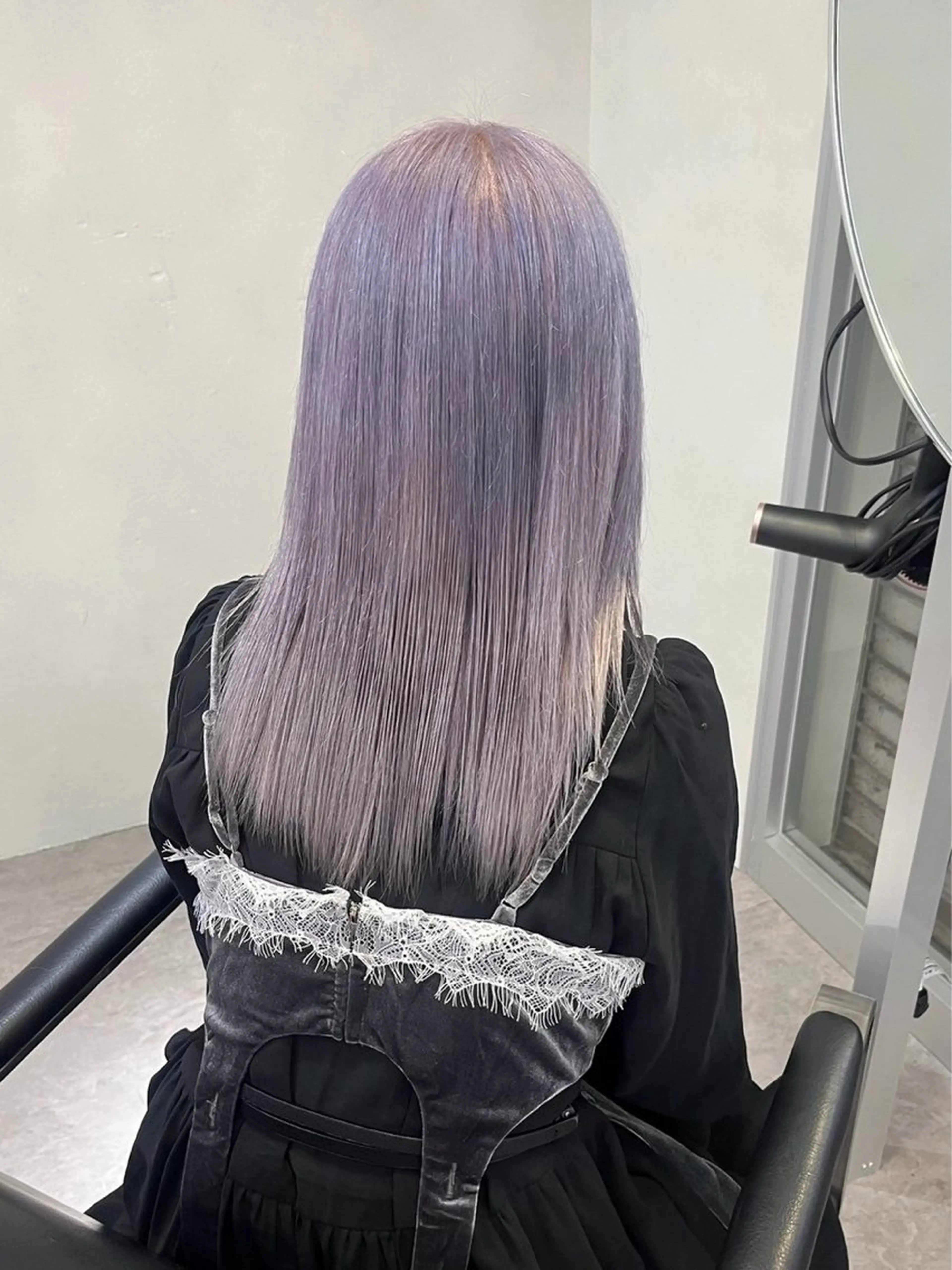 ミディアム カラー ベージュカラー ラベンダーカラー ホワイトベージュ ヘアカラー ブリーチ/ベージュ 💕/momoaのヘアスタイル