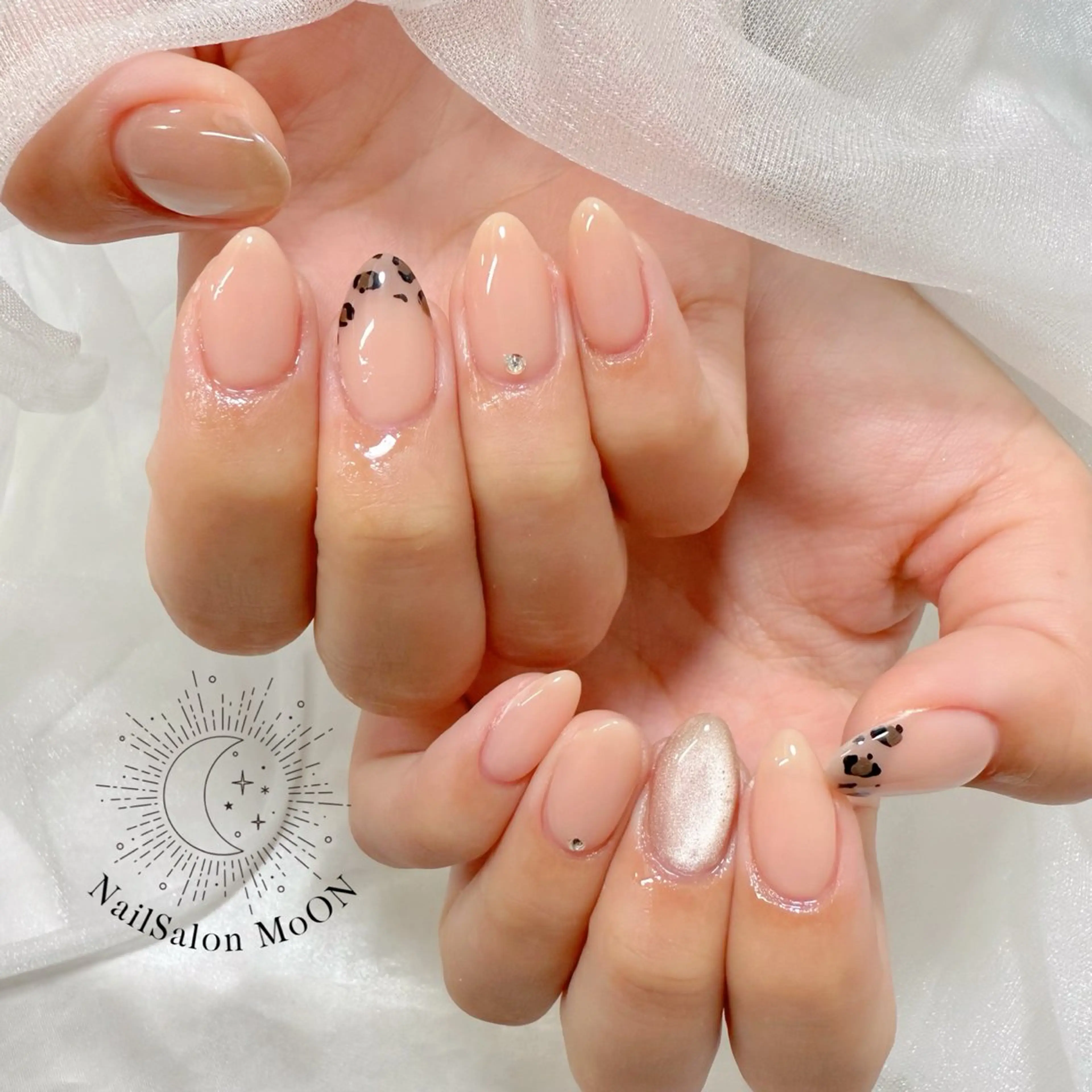 ネイル ハンドネイル ハンドケア MoON...❤︎ MeGuのネイルデザイン