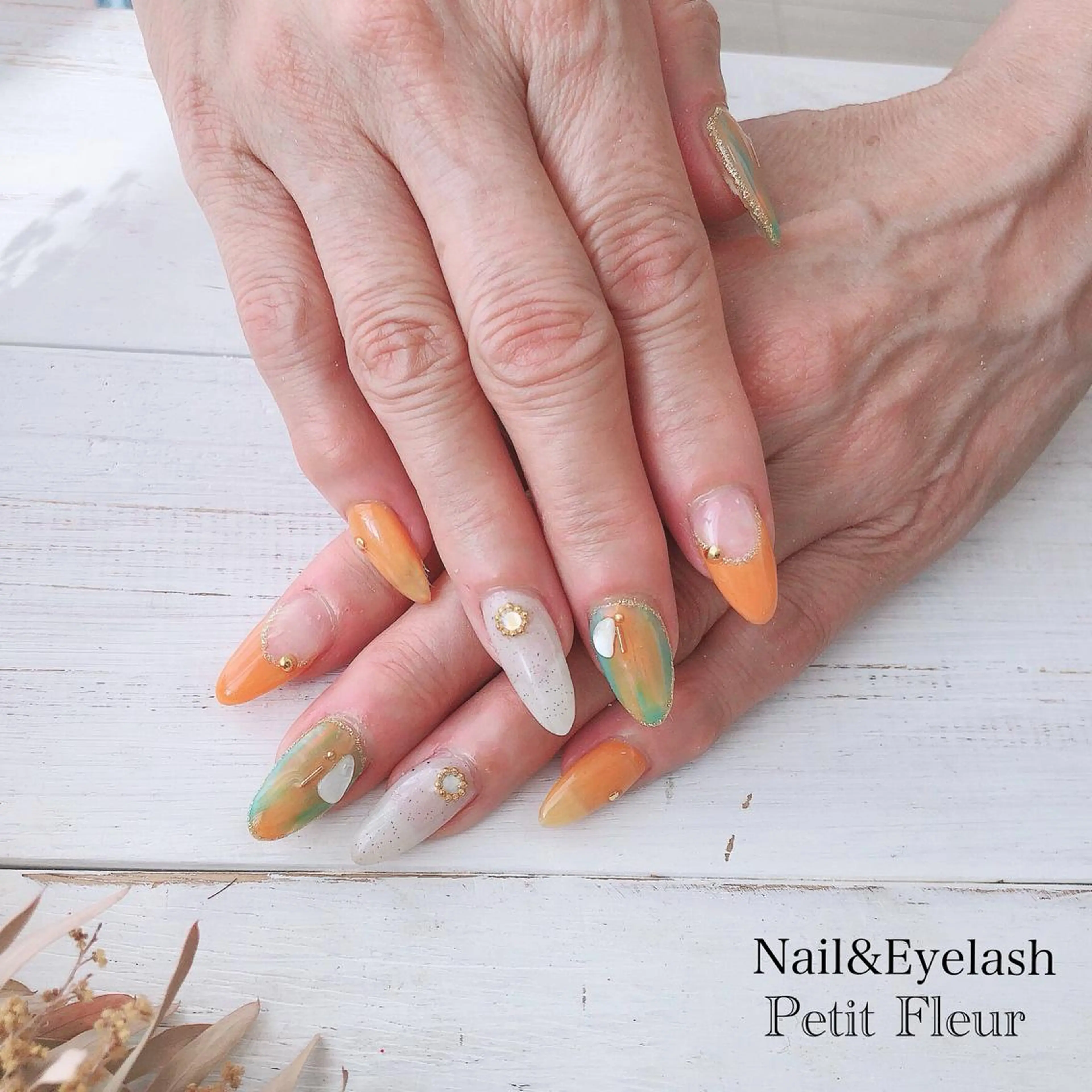 ネイル 青柳 亜梨奈のマツエク・マツパデザイン