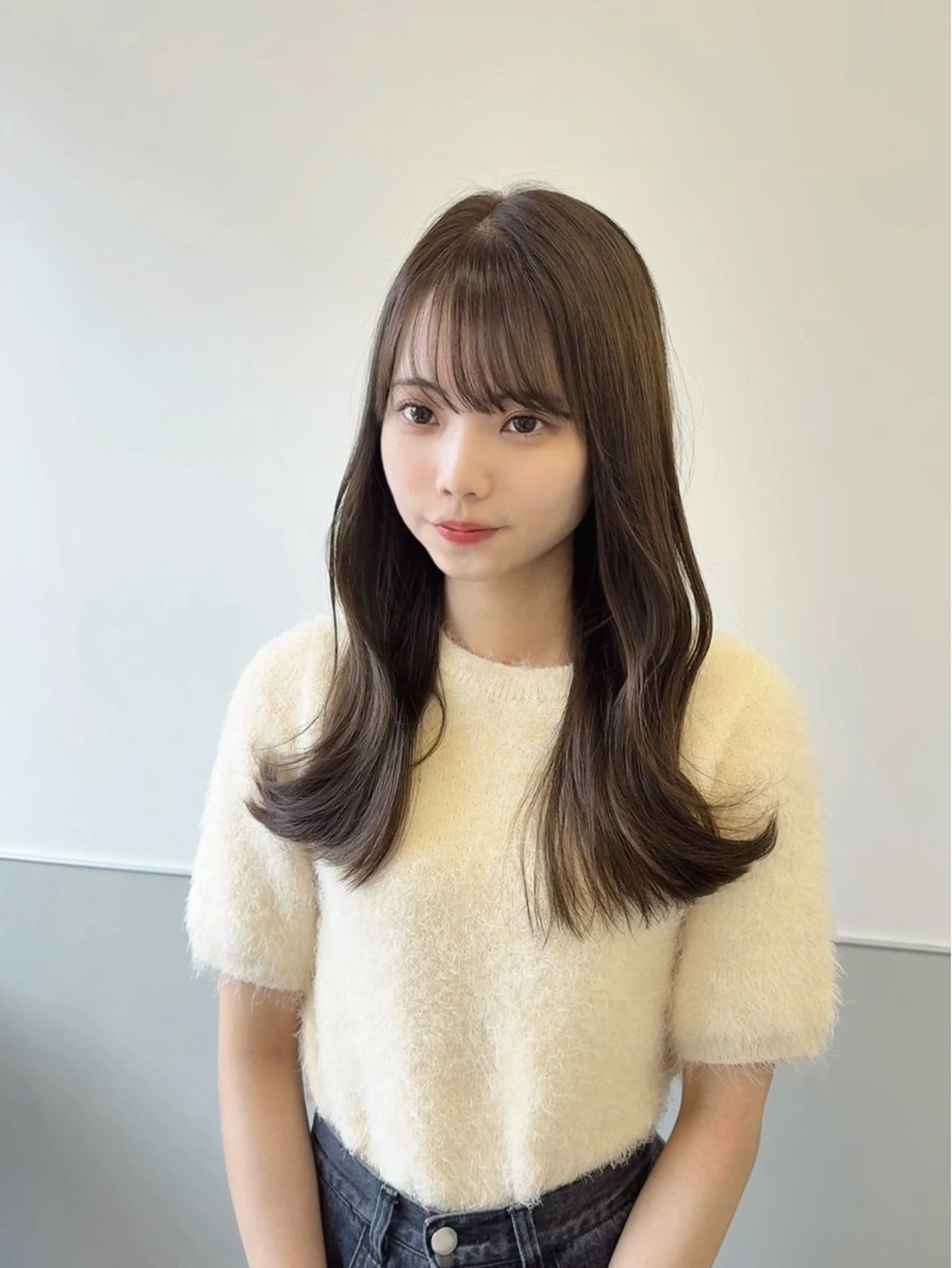 ロング カラー ベージュカラー オリーブベージュ 顔まわりレイヤー 韓国風ヘア レイヤーカット カット ヘアカラー トリートメント 韓国ヘア🇰🇷 スズキのヘアスタイル