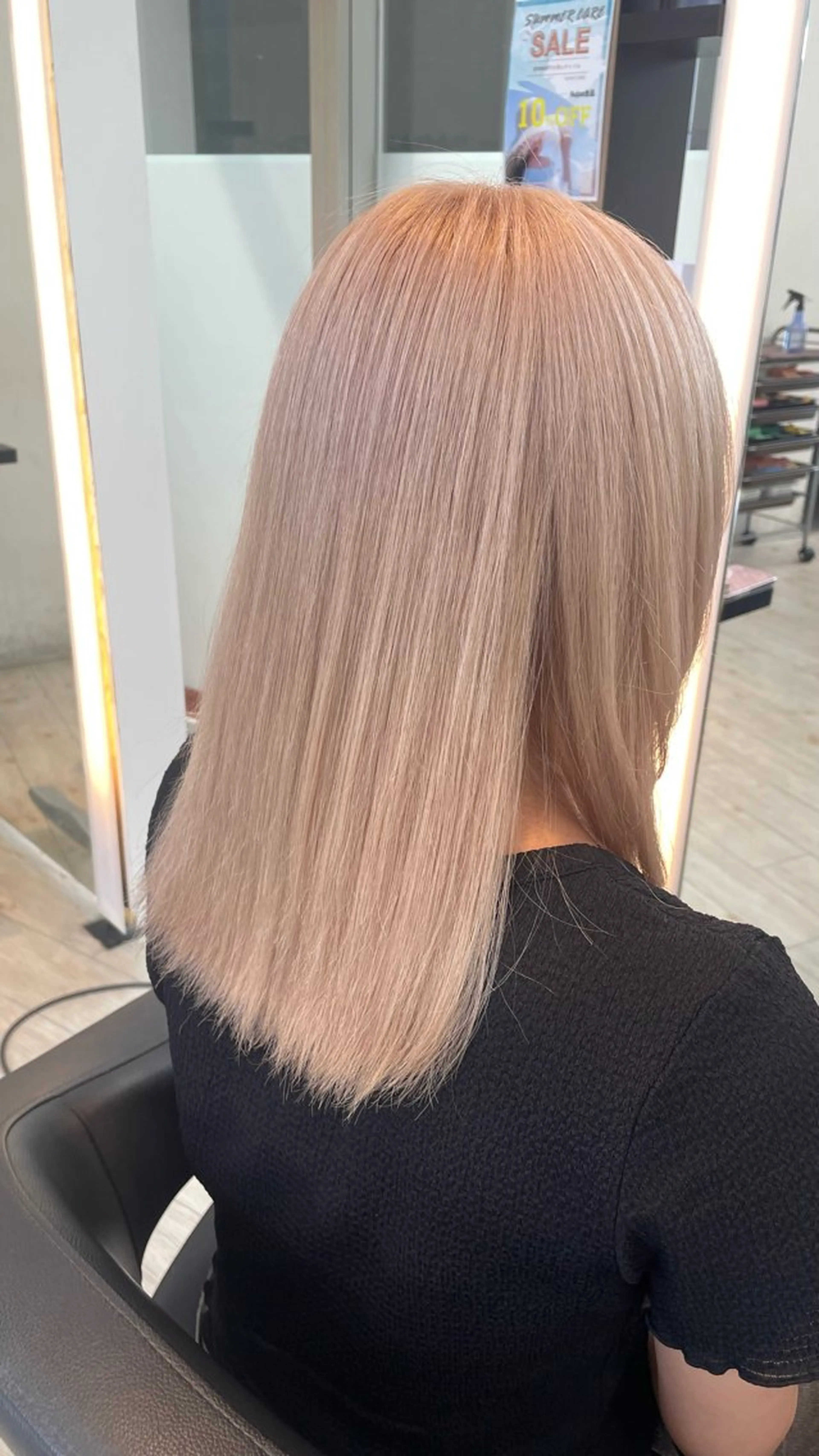 ミディアム カラー ヘアカラー トリートメント ブリーチ/髪質改善/ ハイトーン/暖色のヘアスタイル