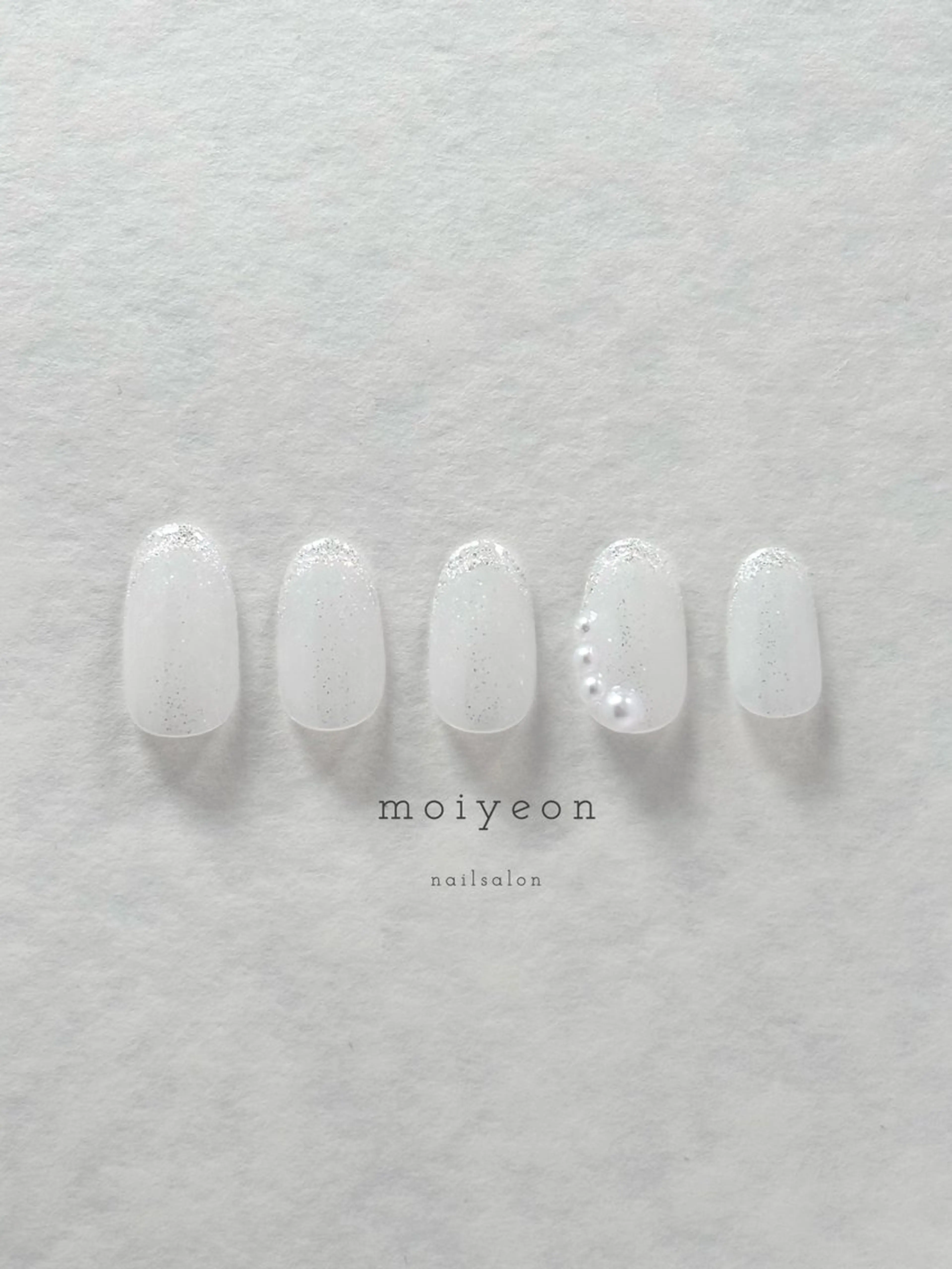 ネイル フレンチネイル 市川 沙希子のネイルデザイン