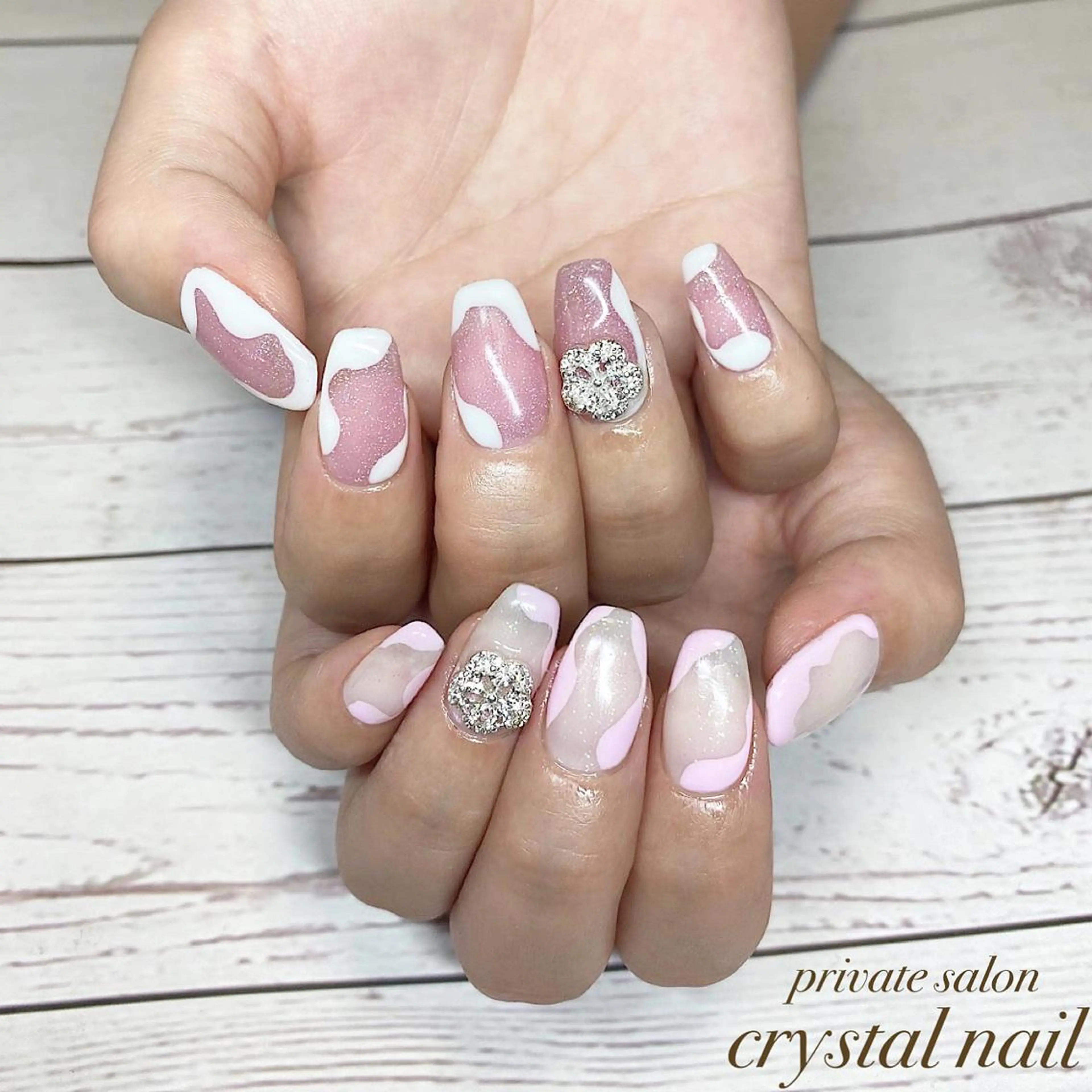 ネイル ニュアンスネイル ハンドネイル Crystal Nailのネイルデザイン