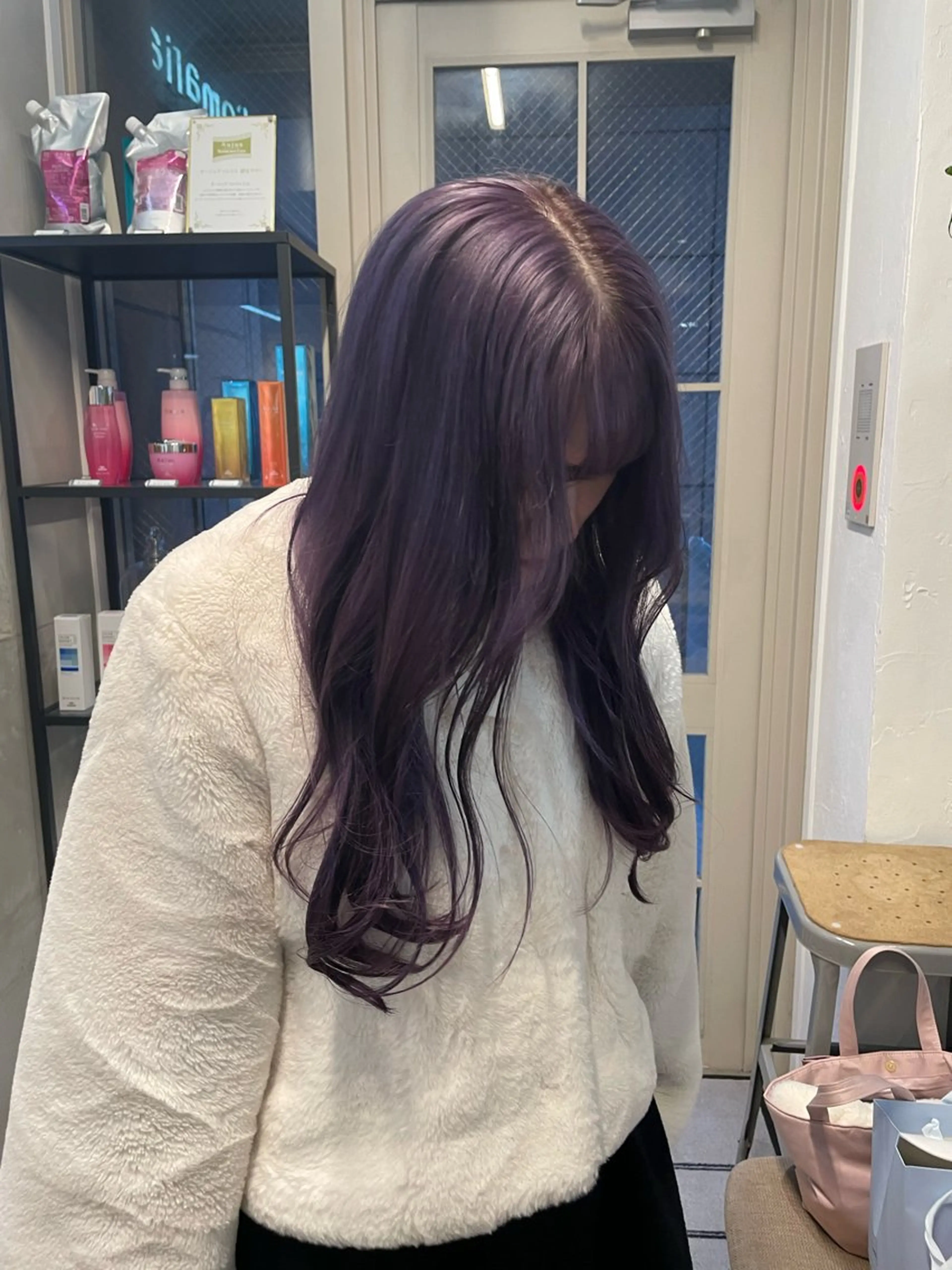 ロング カラー カット ヘアカラー ミルクティー× グレージュMOMOのヘアスタイル