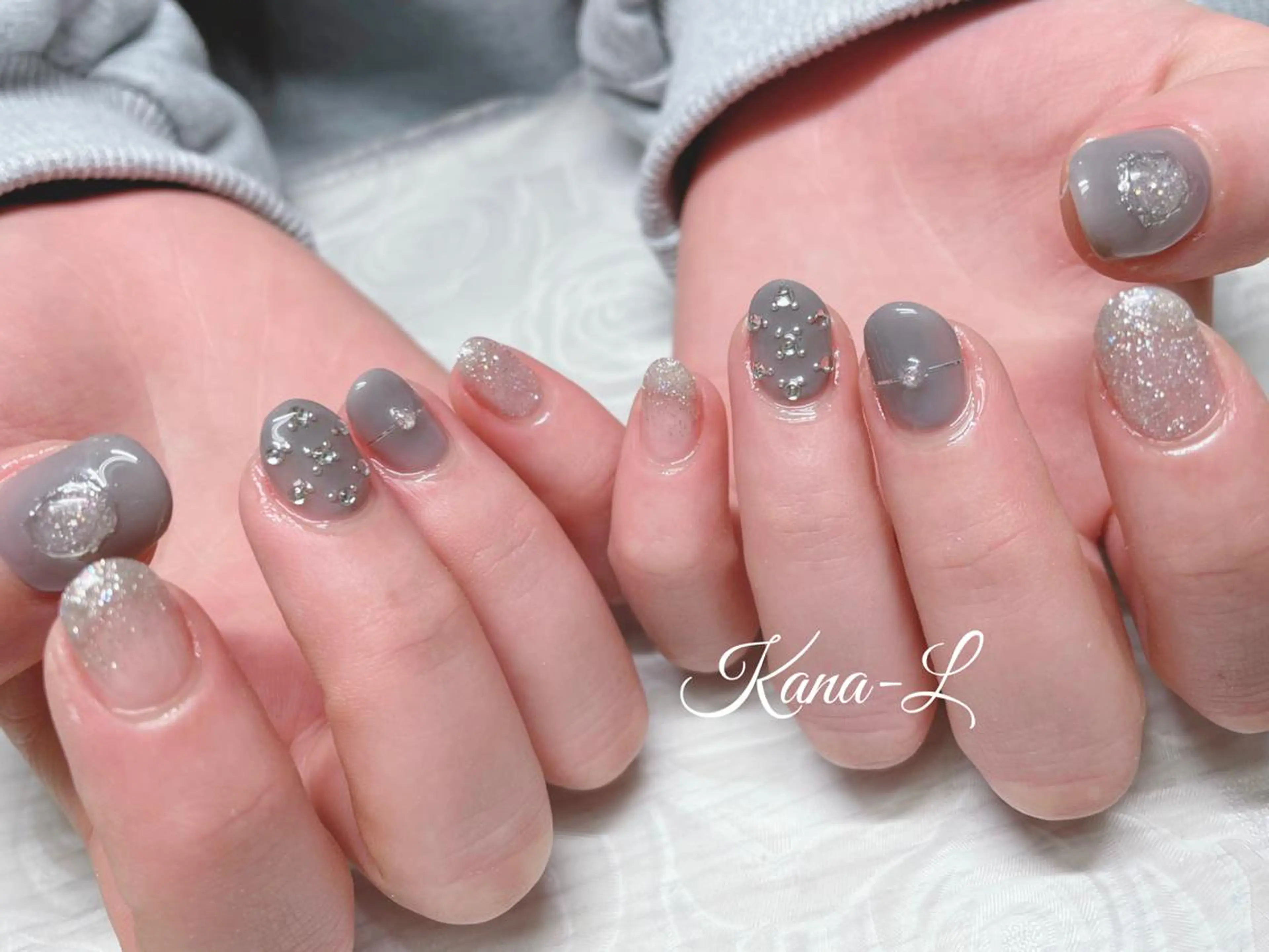 カラー ネイル キラキラネイル ぷっくりネイル 芦辺 香奈のネイルデザイン