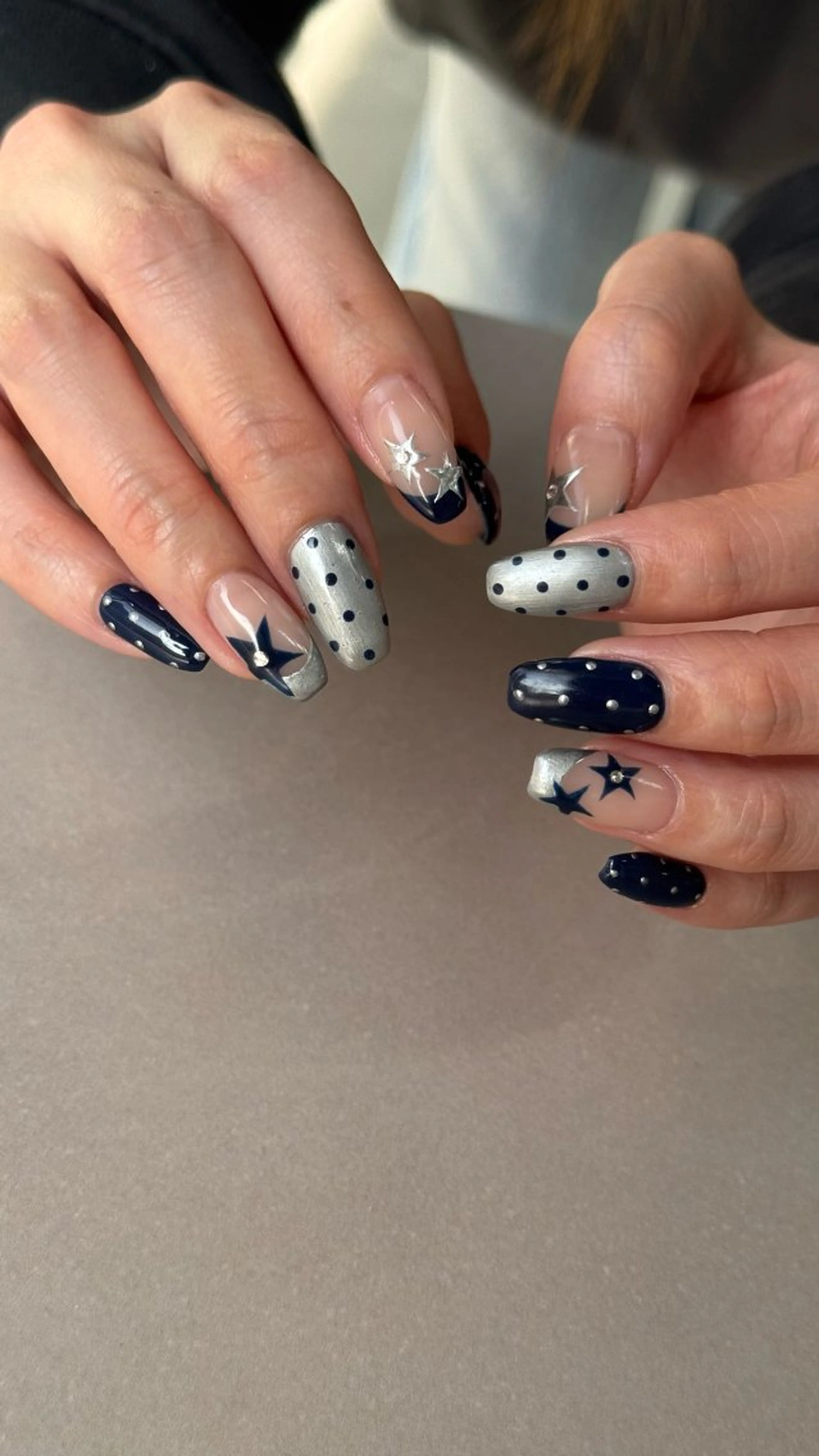 ネイル ブルー シルバー Momoka ネイリスト福岡/薬院のネイルデザイン