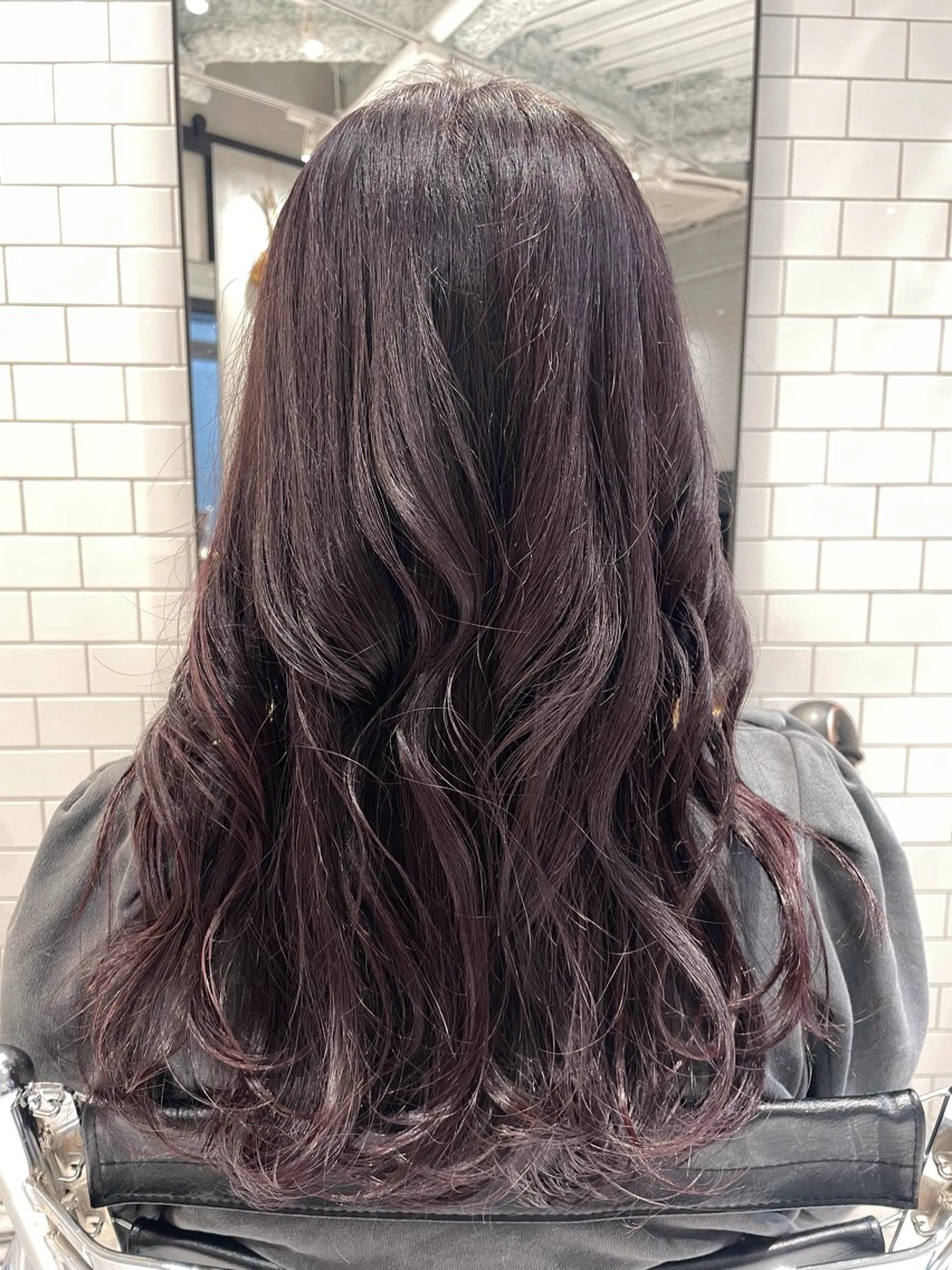 ロング カラー 佐野 えり奈のヘアスタイル
