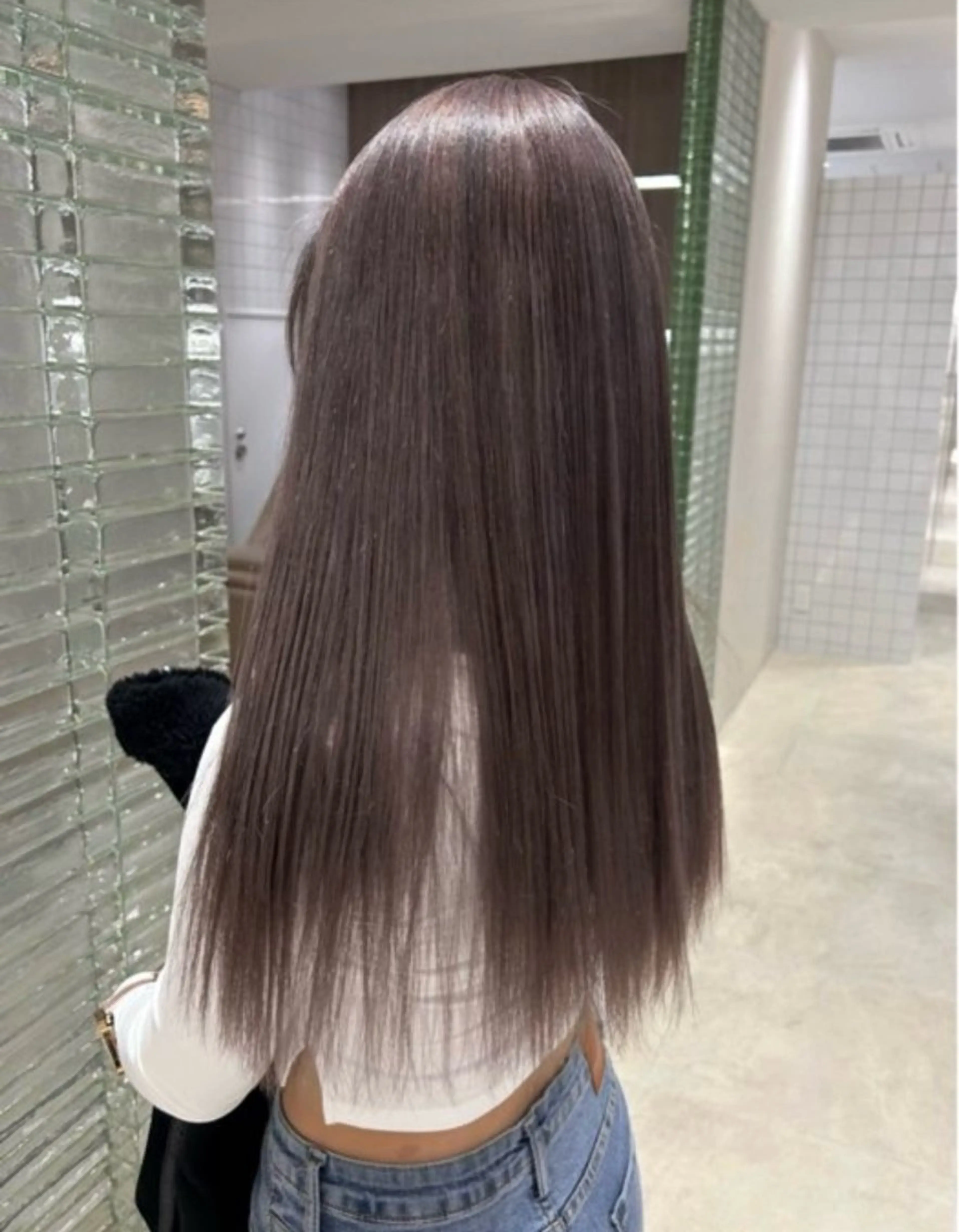 セミロング カラー ヘアアレンジ メンズ ‎透明感×艶髪 ‎🫒maki🎀のヘアスタイル