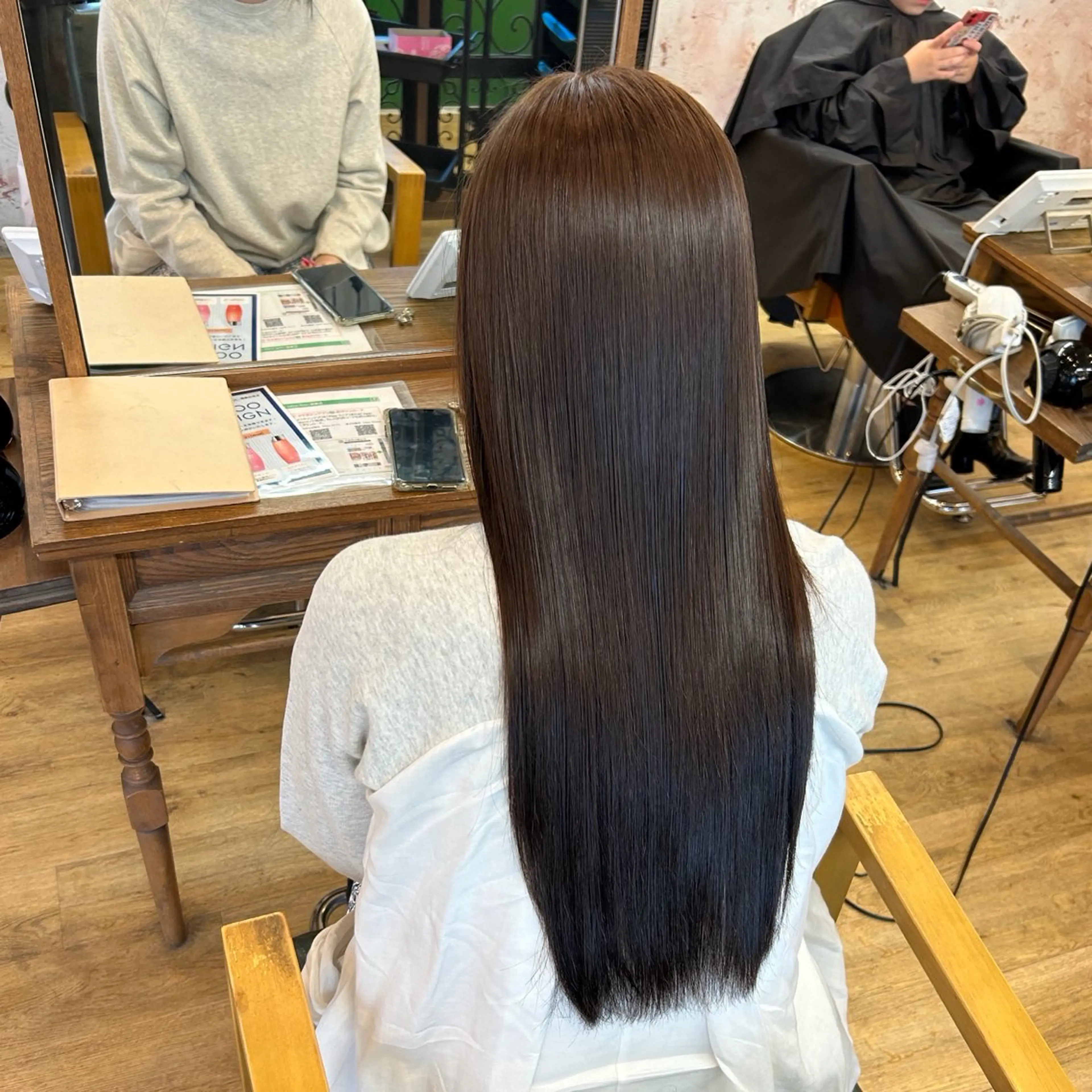 ロング 縮毛矯正 ✨縮毛矯正✨艶髪✨️ 髪質改善✨鴻巣✨️のヘアスタイル