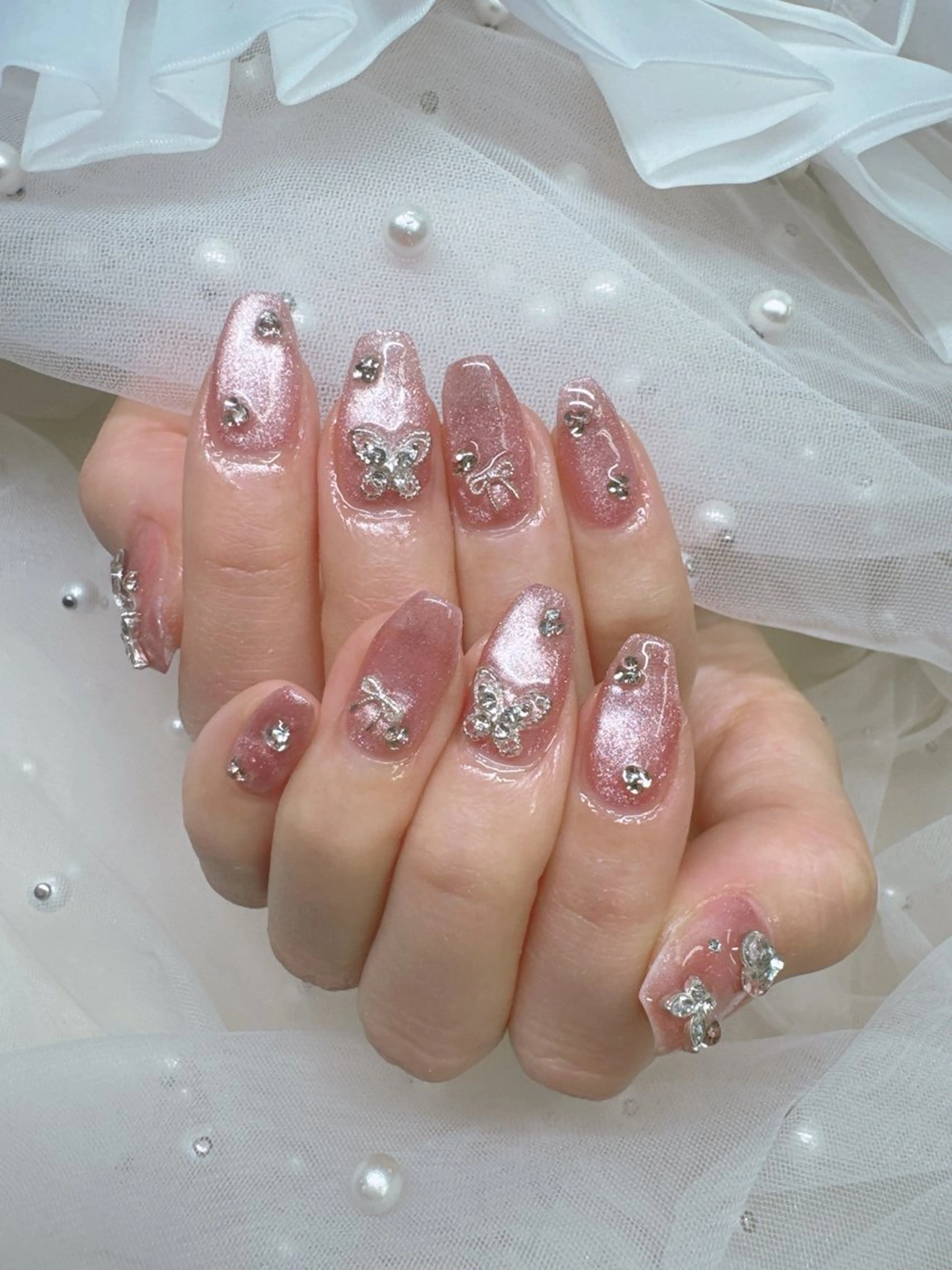 ネイル フレンチネイル ジェルネイル ガラスフレンチ キラキラネイル ロングネイル ハンドネイル Queeens nailのネイルデザイン