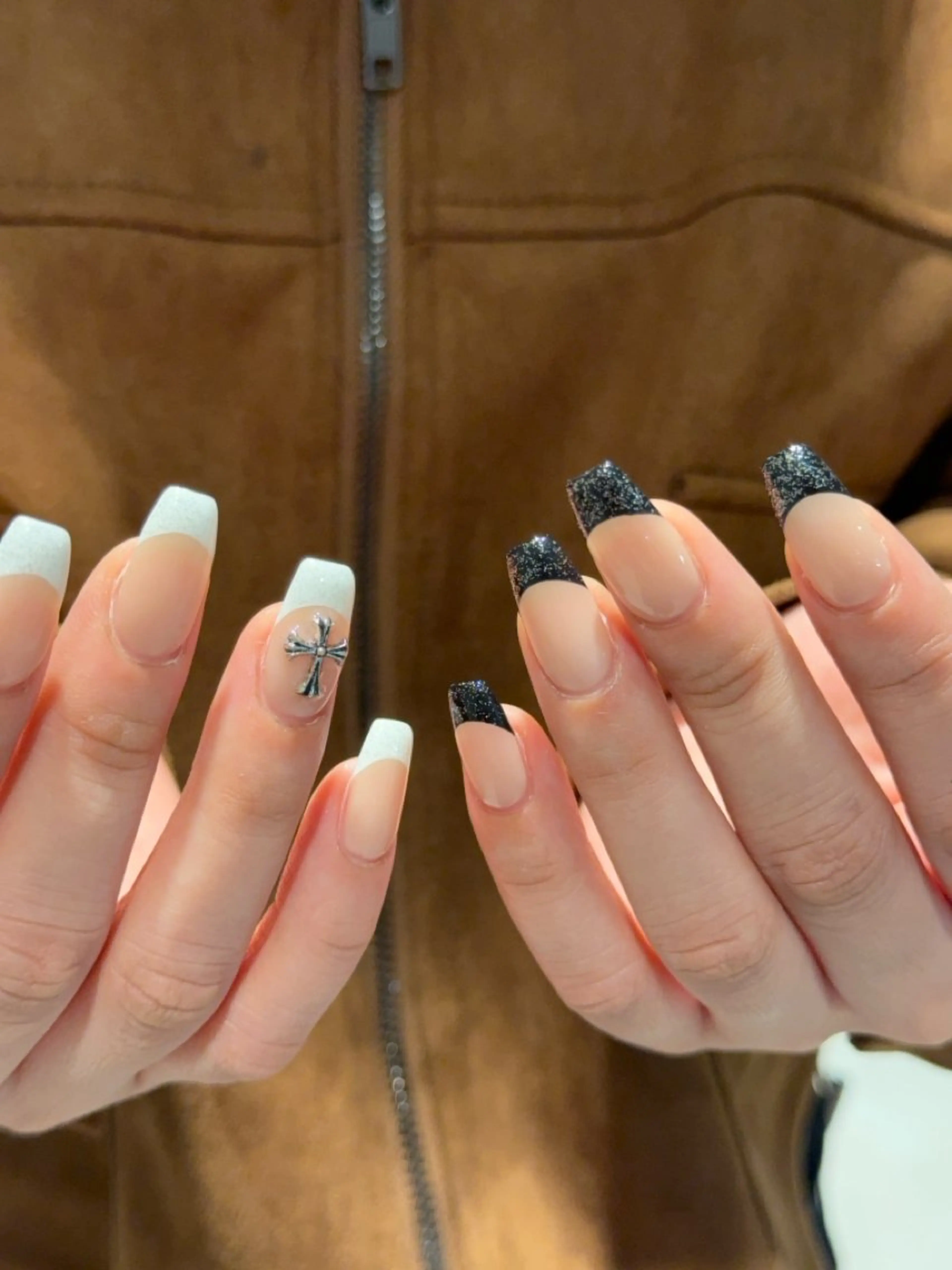ネイル ハンドネイル airi 🤍のネイルデザイン