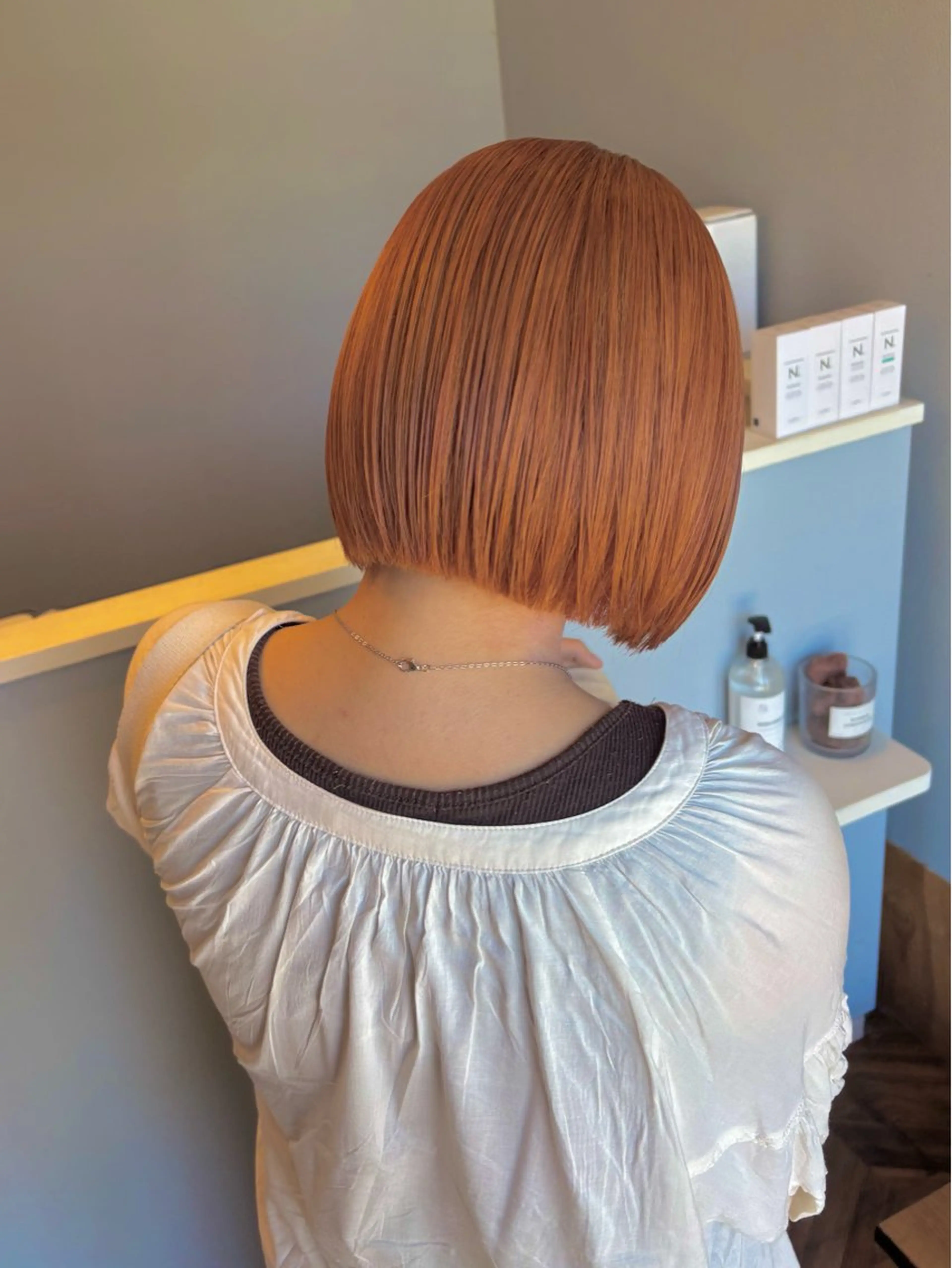 ショート カラー ベージュカラー オレンジ オレンジベージュ 神谷 涼のヘアスタイル