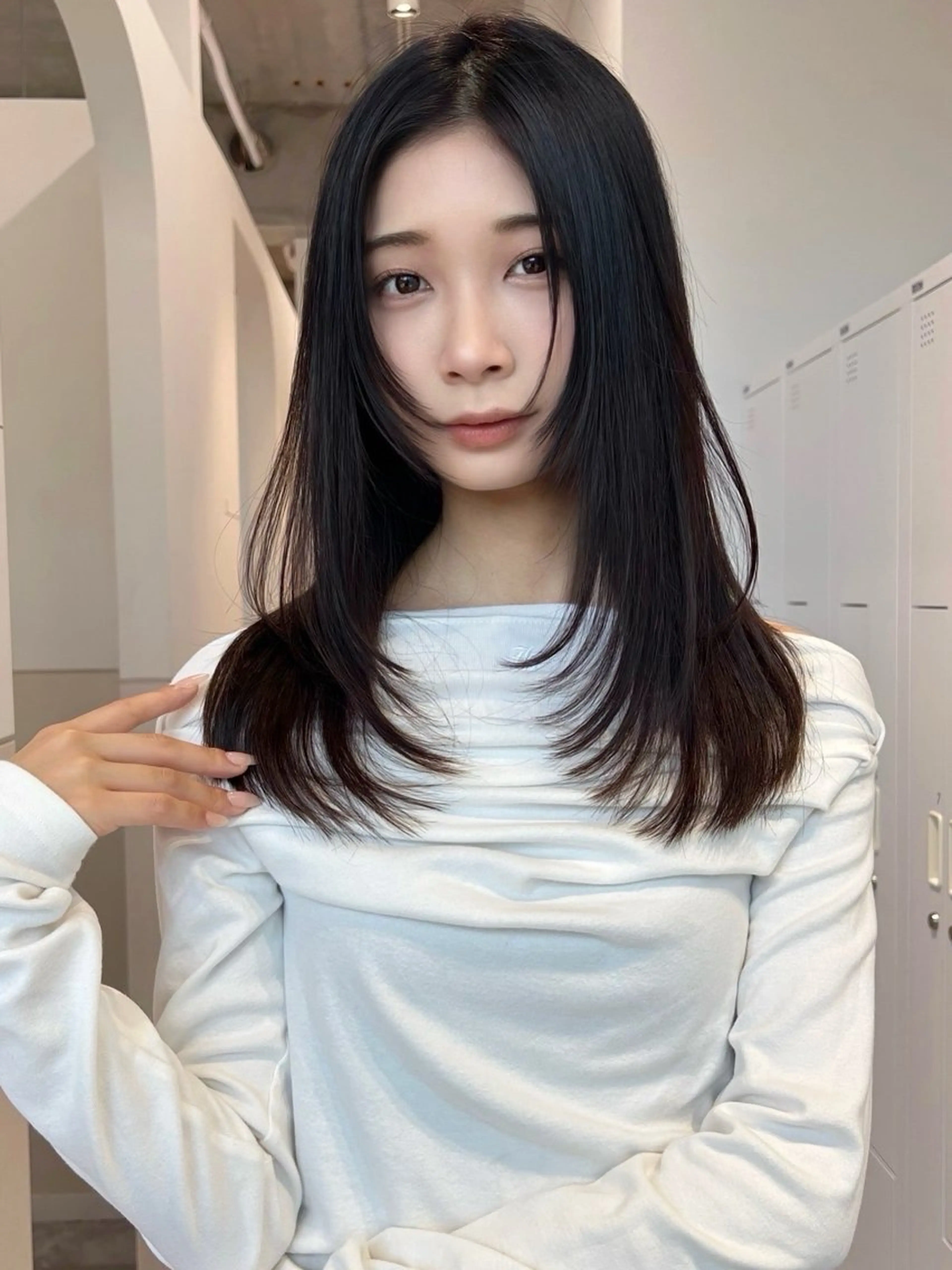 セミロング カラー ダークグレー ダークグレージュ グレージュ レイヤーカット レイヤーカット🎀 yuiのヘアスタイル
