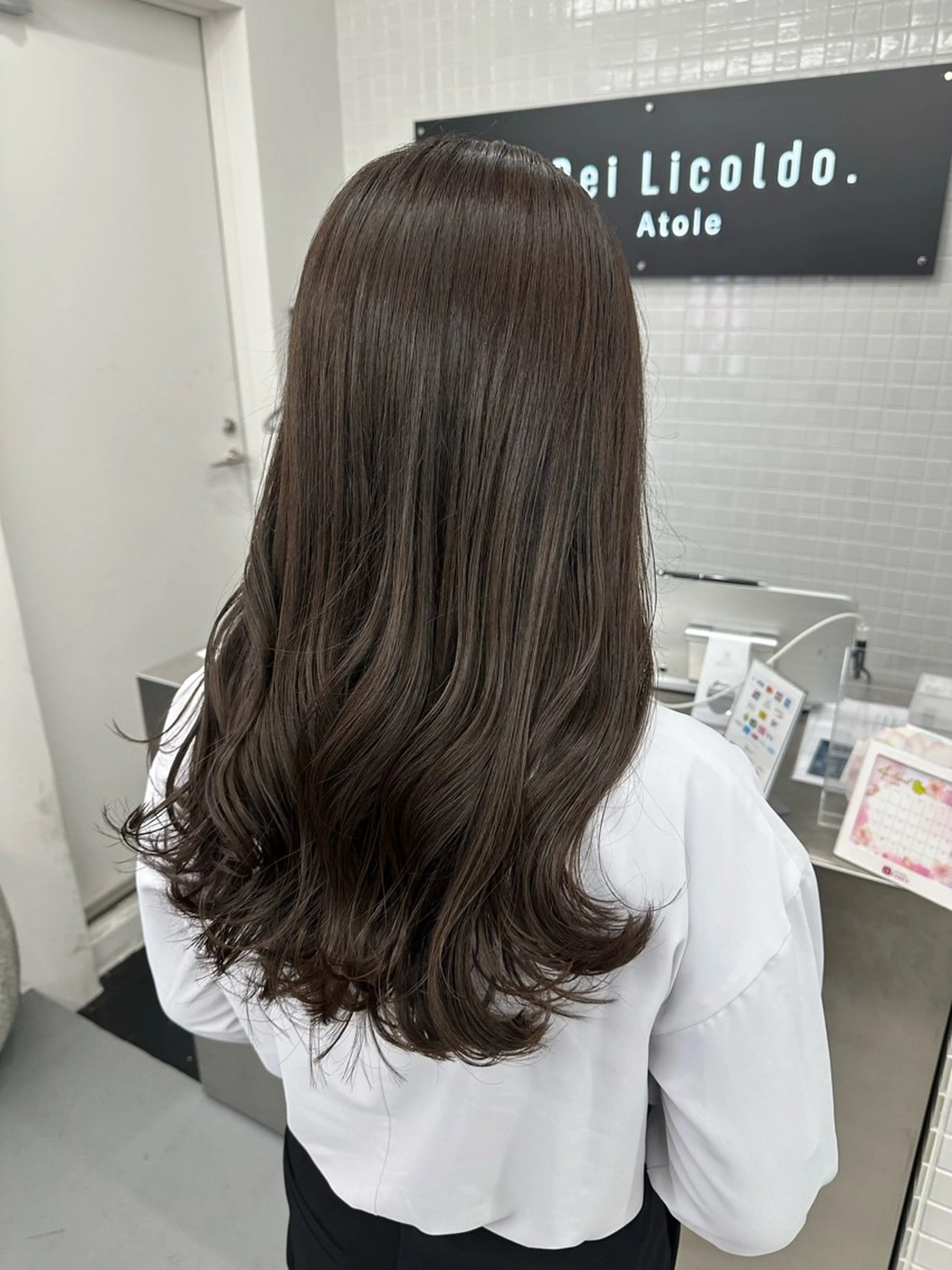 ロング カラー カット ヘアカラー トリートメント 古田 昂也のヘアスタイル