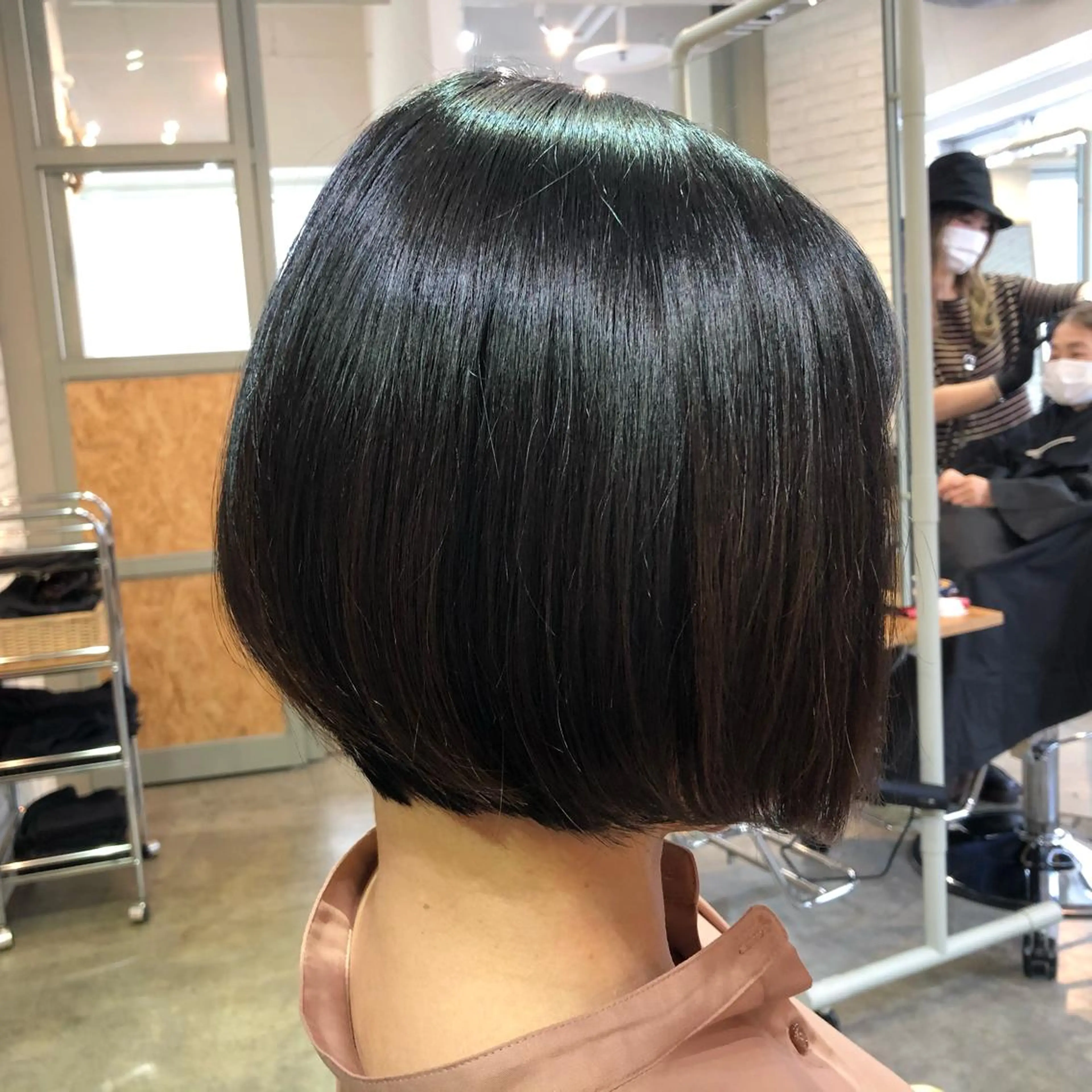 ショート ショートボブ ボブ ショートヘア カット トリートメント 江里 太介のヘアスタイル