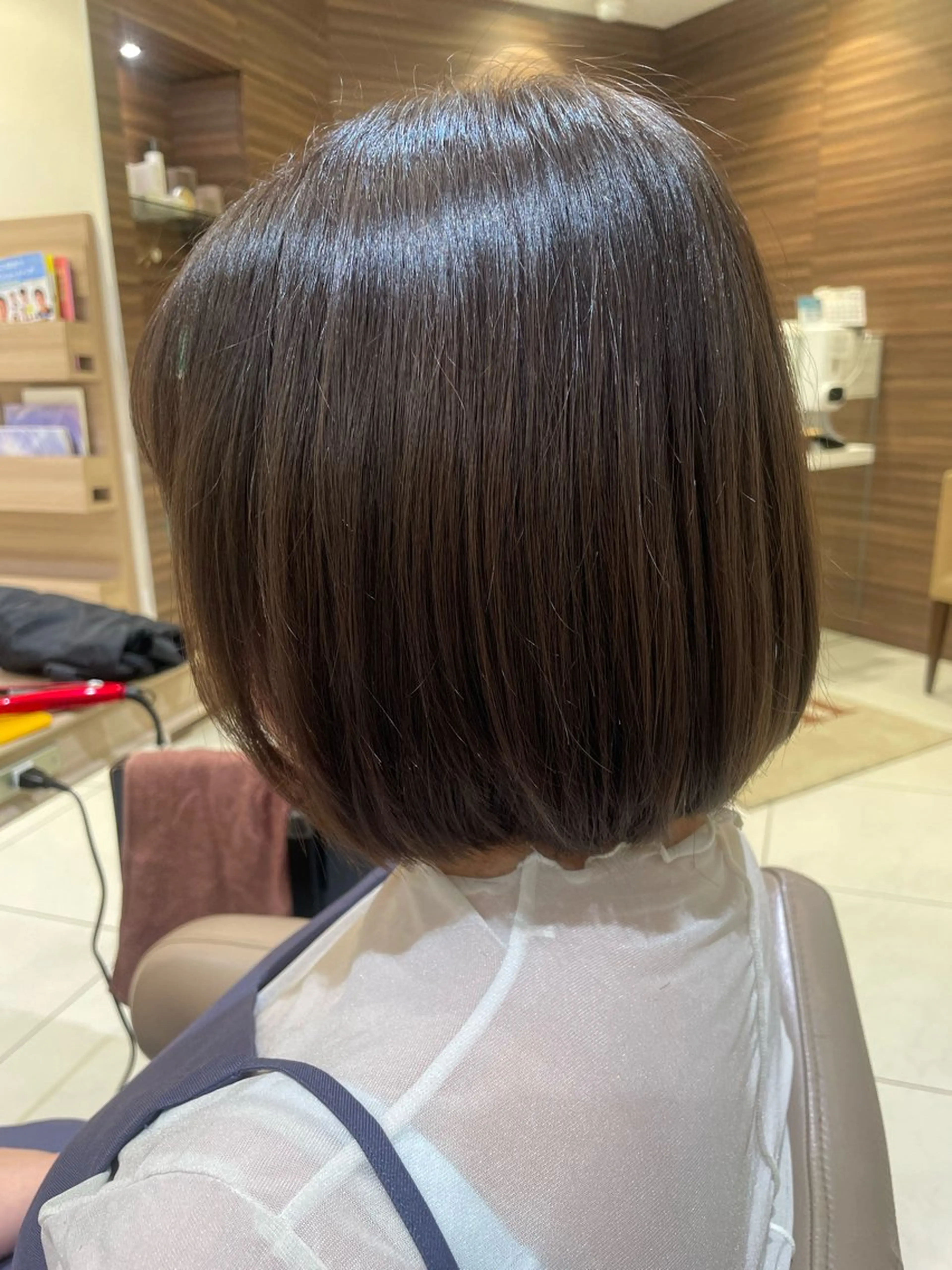 ショート カラー ヘアカラー トリートメント 韓国ヘアメイク🎀/ 縮毛矯正✨山本媛香のヘアスタイル