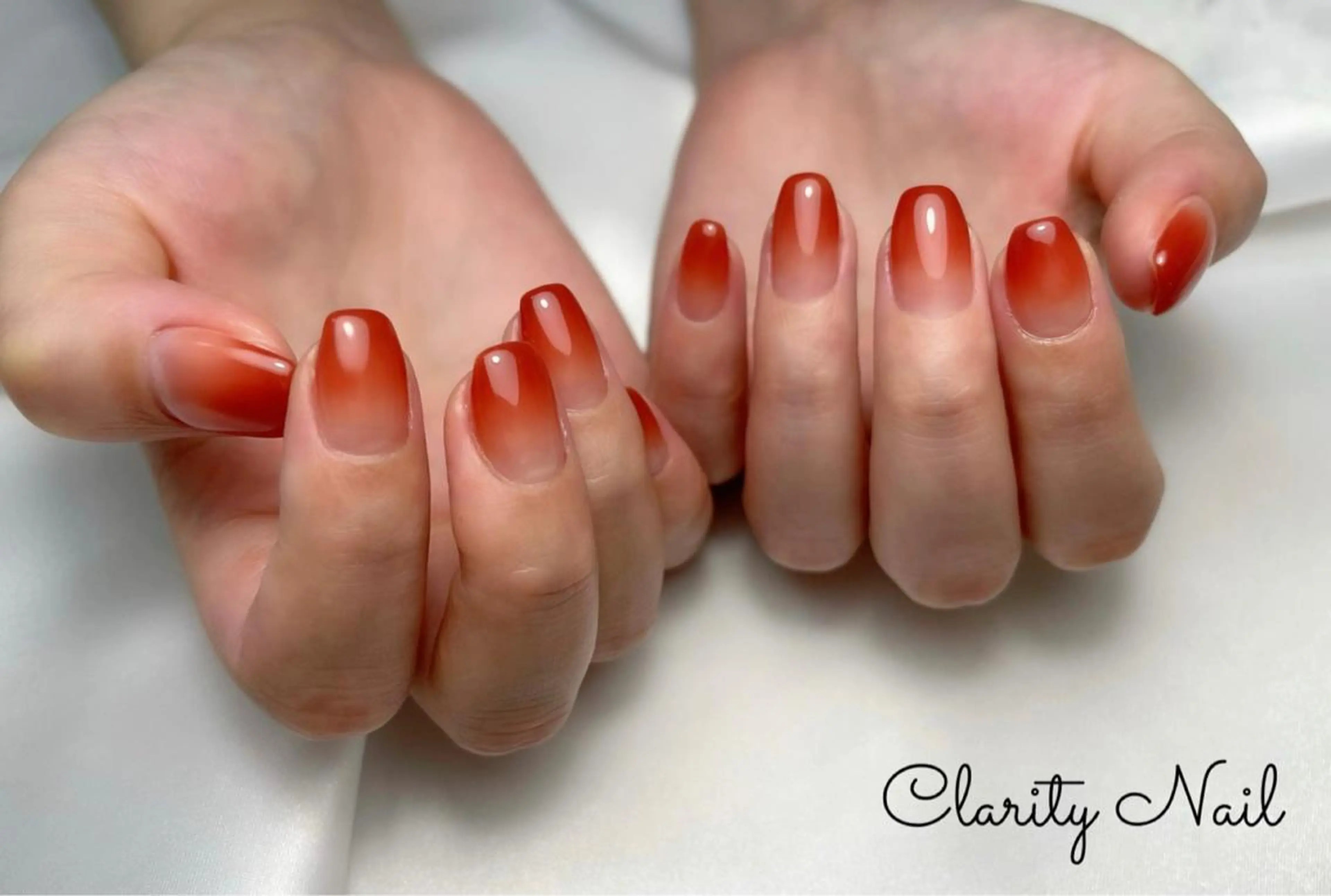 ネイル グラデーション ハンドネイル Clarity Nailのネイルデザイン