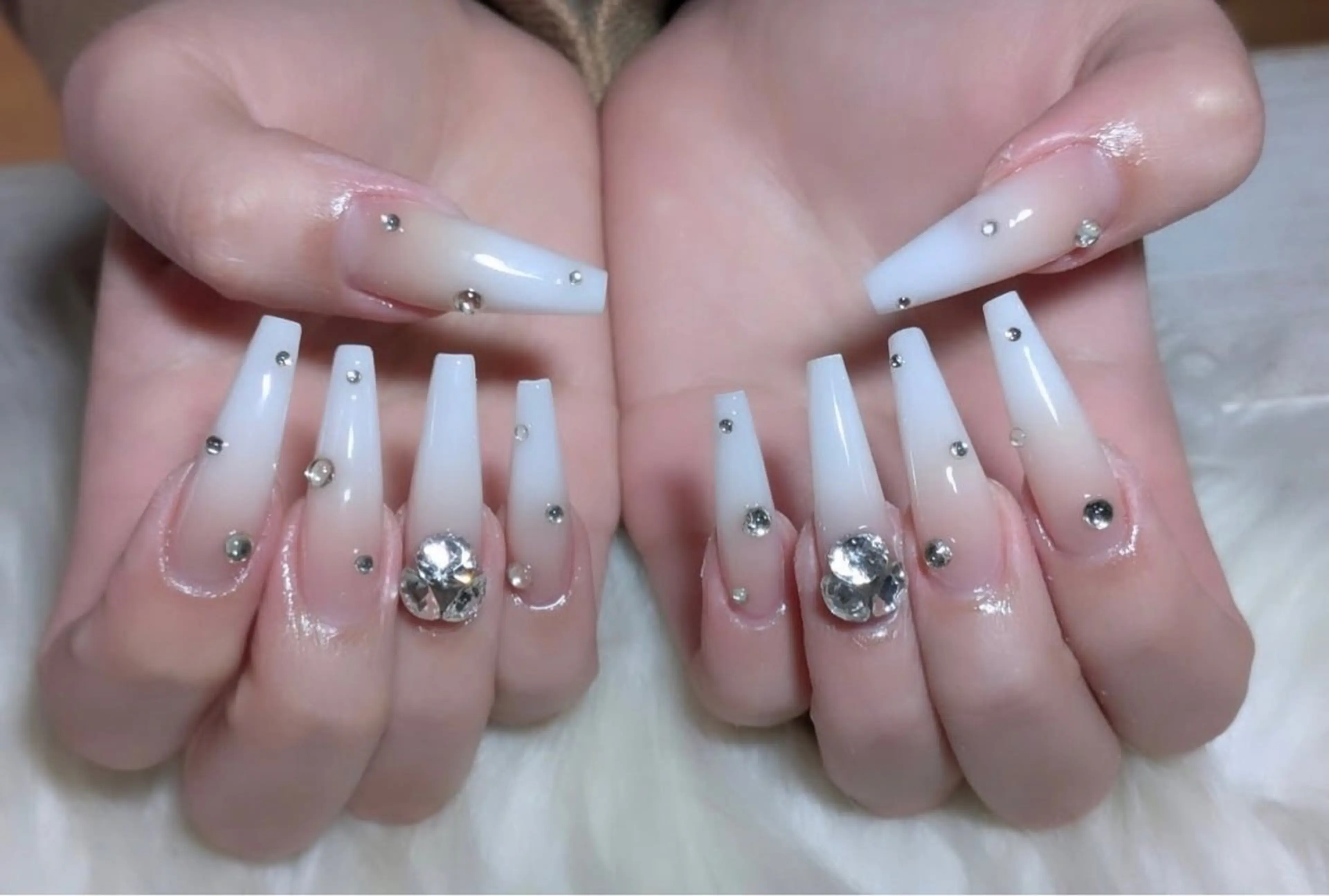 ネイル アートネイル ジェルネイル ネイルチップ ハンドネイル Jenn Nail Shinokuboのネイルデザイン
