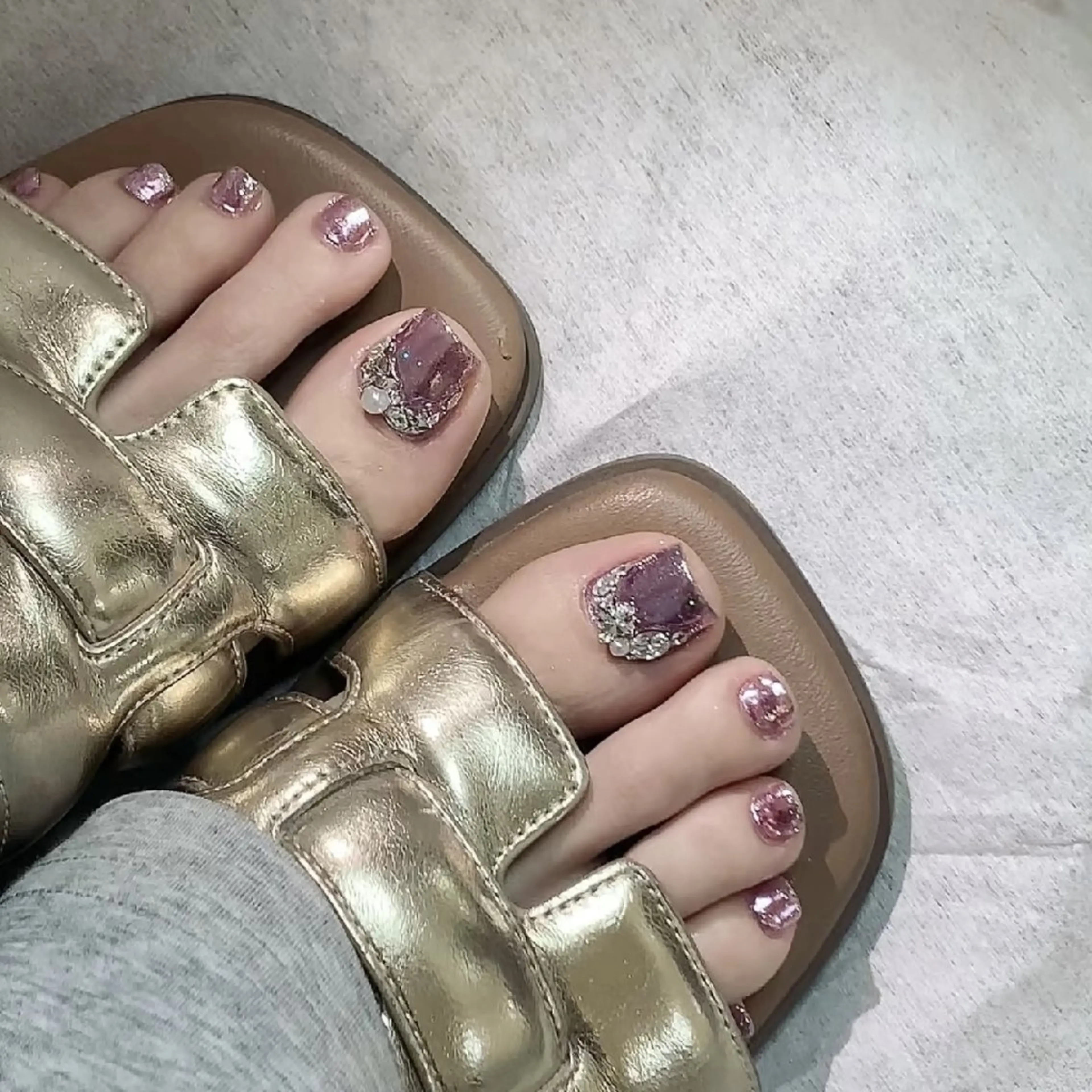 ネイル フットネイル フレンチネイル ジェルネイル ガラスフレンチ 韓国ネイル フットネイル ハンドケア MoriseNail 原宿店のネイルデザイン