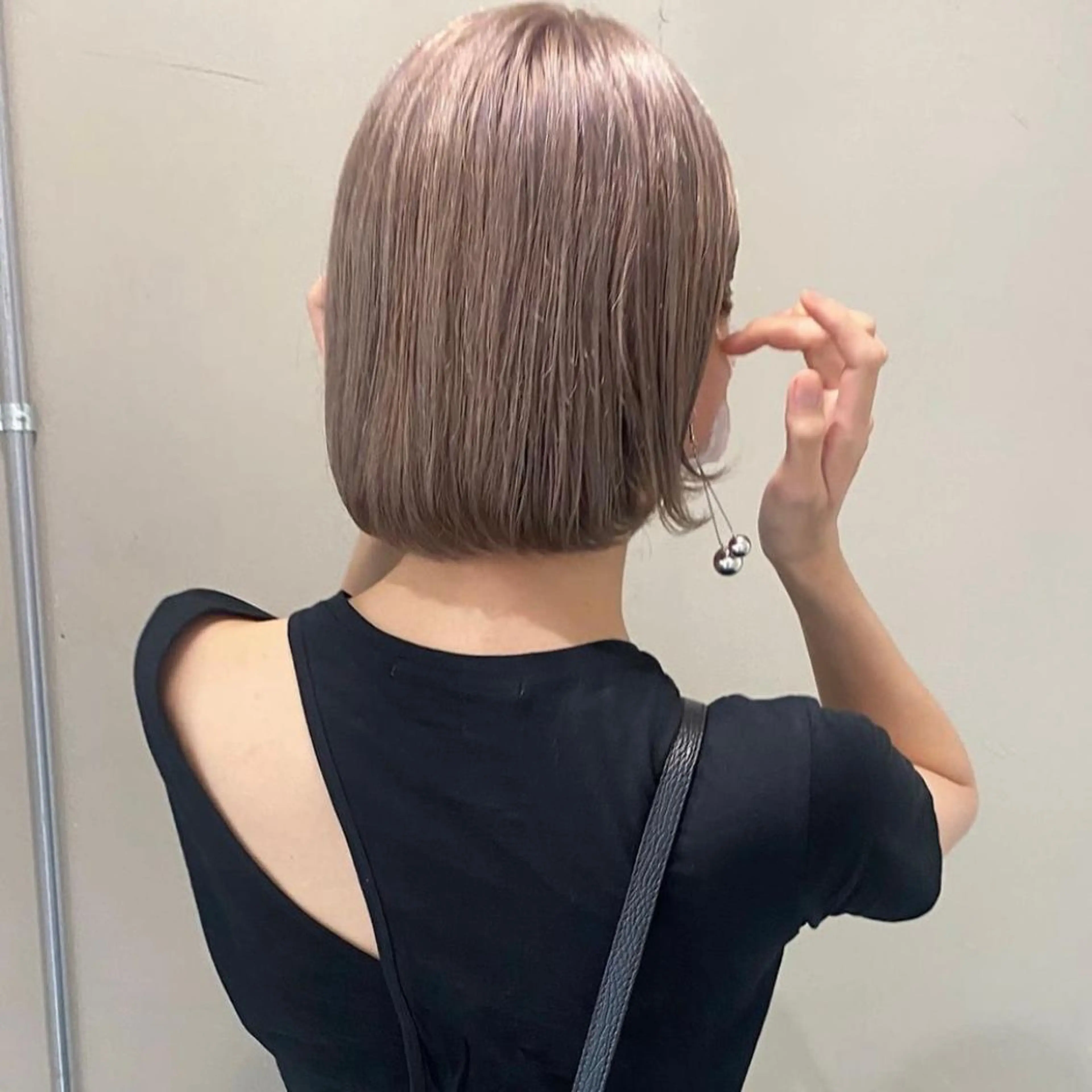 ショート カラー デザインカラー🥂 YUKAのヘアスタイル