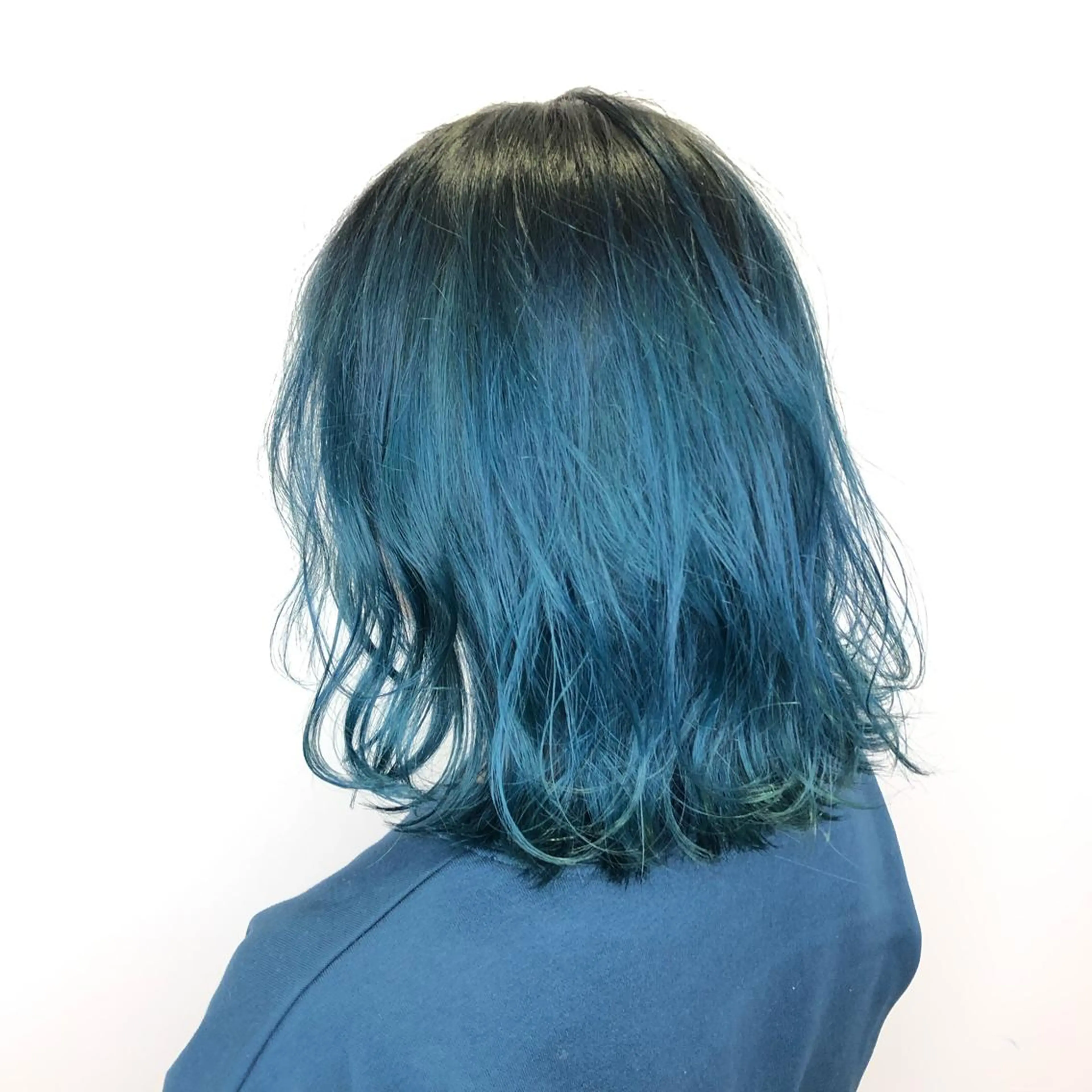 ミディアム 関 京磨のヘアスタイル