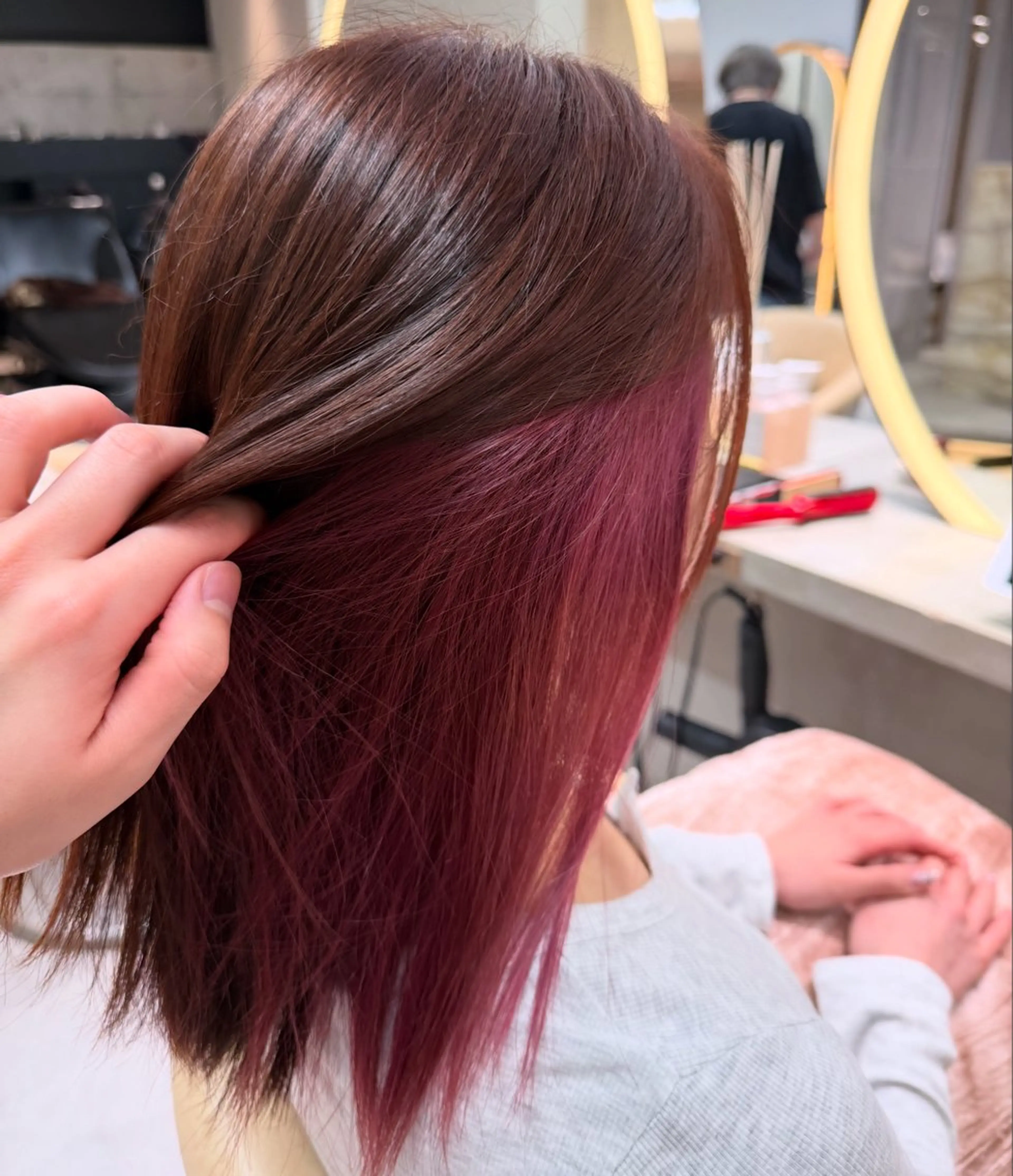 ミディアム ヘアカラー shion 透明感カラーのヘアスタイル