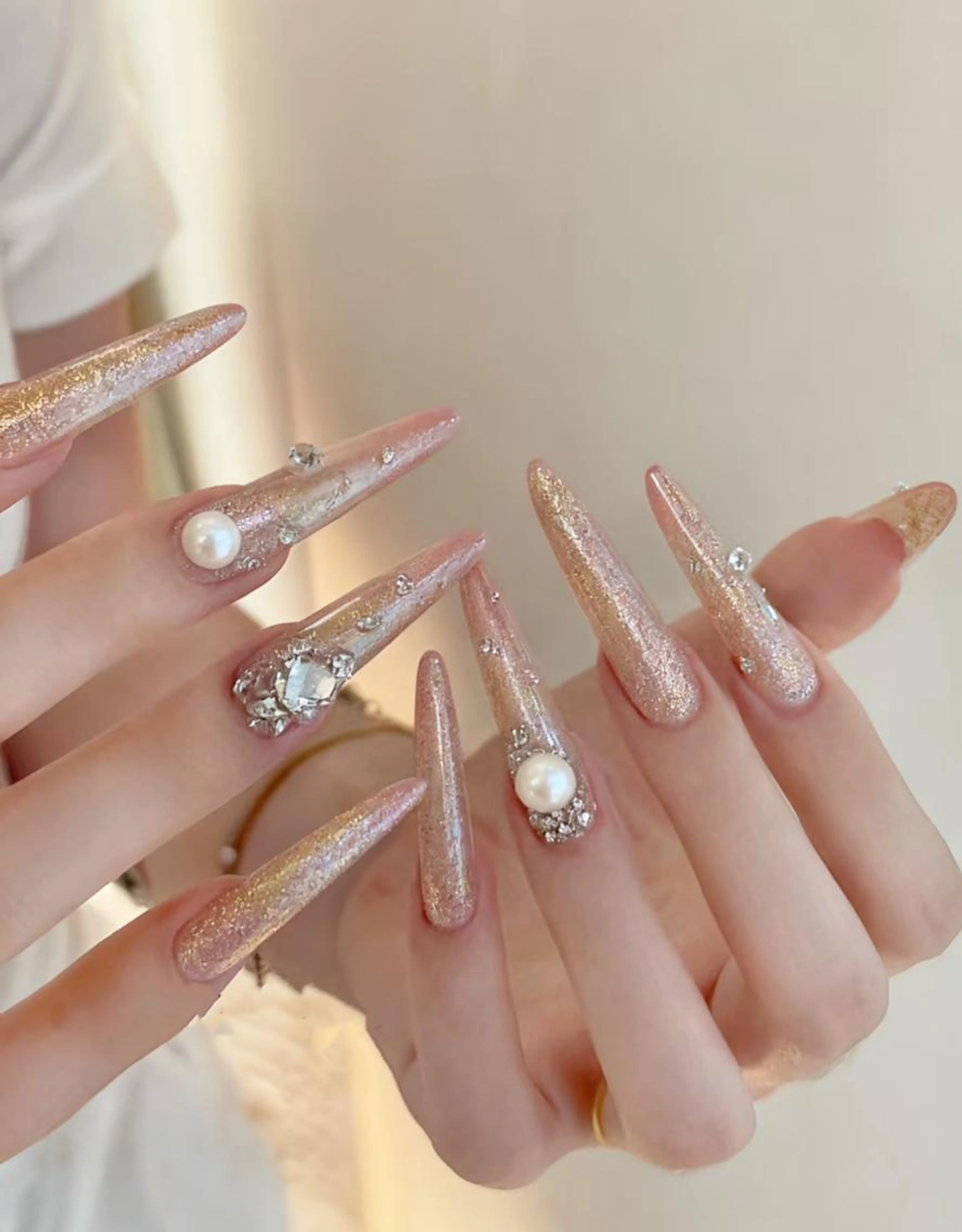 Hant【チップ長さ出し】💅ハンド★ワンカラー＋パーツつけ放題（アート無し）★スカルプ付け替えオフ無料　¥8880の写真