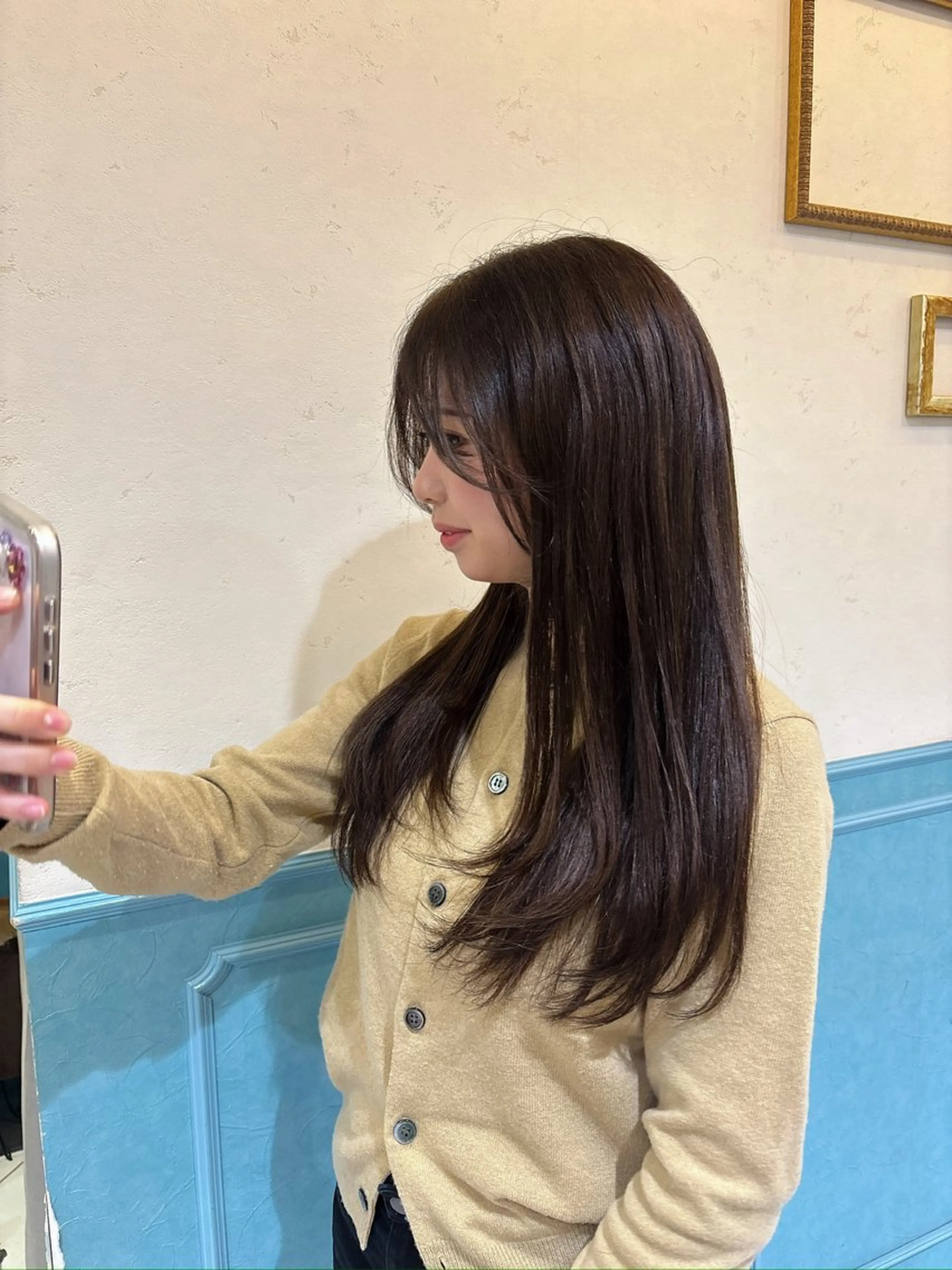 ロング カラー カット ヘアカラー トリートメント 河野 穂香のヘアスタイル