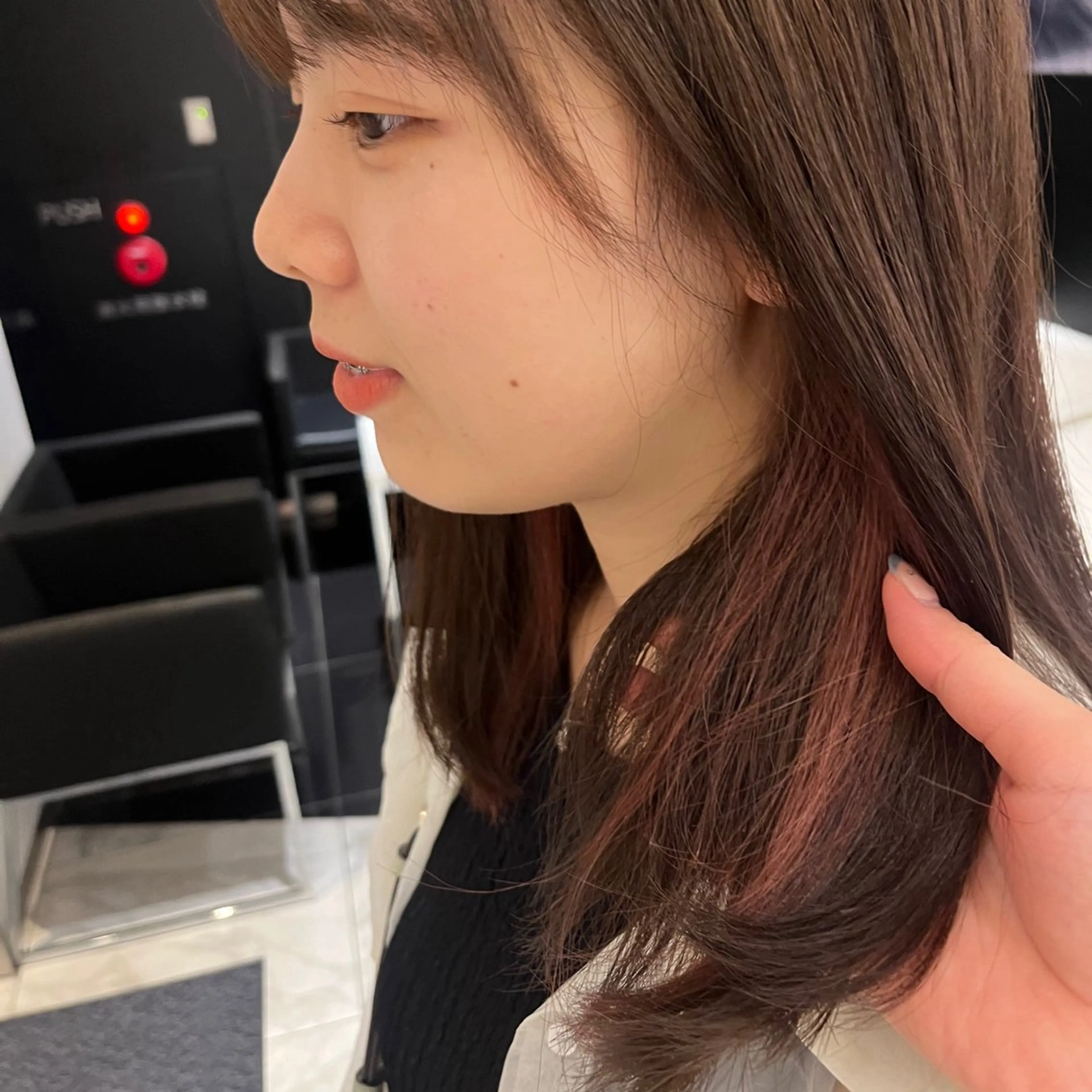 セミロング カラー インナーカラー ヘアカラー 🌸銀座No.1パー マ🌸いでいあやのヘアスタイル