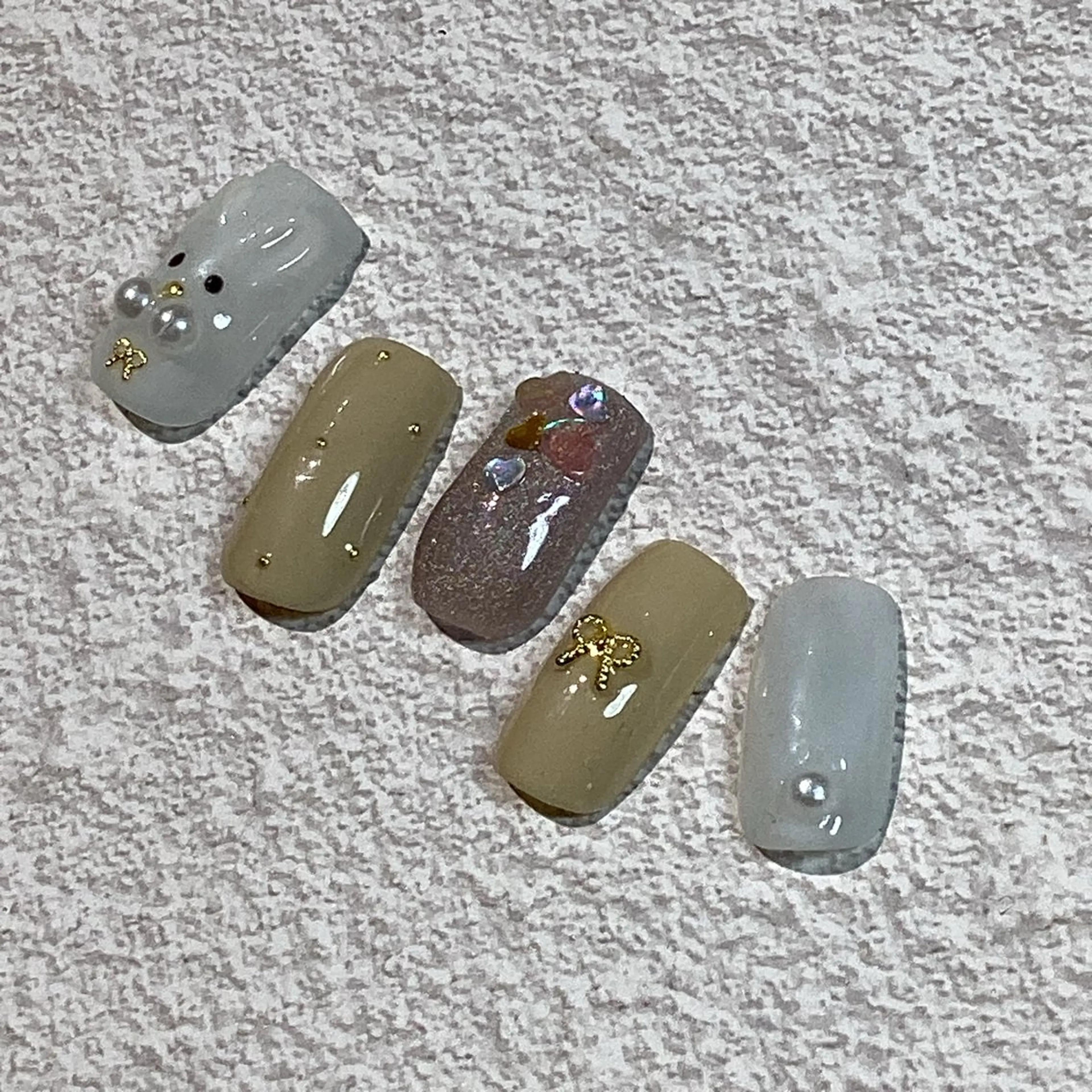 ネイル ハンドネイル たまプラーザ ANZUのネイルデザイン