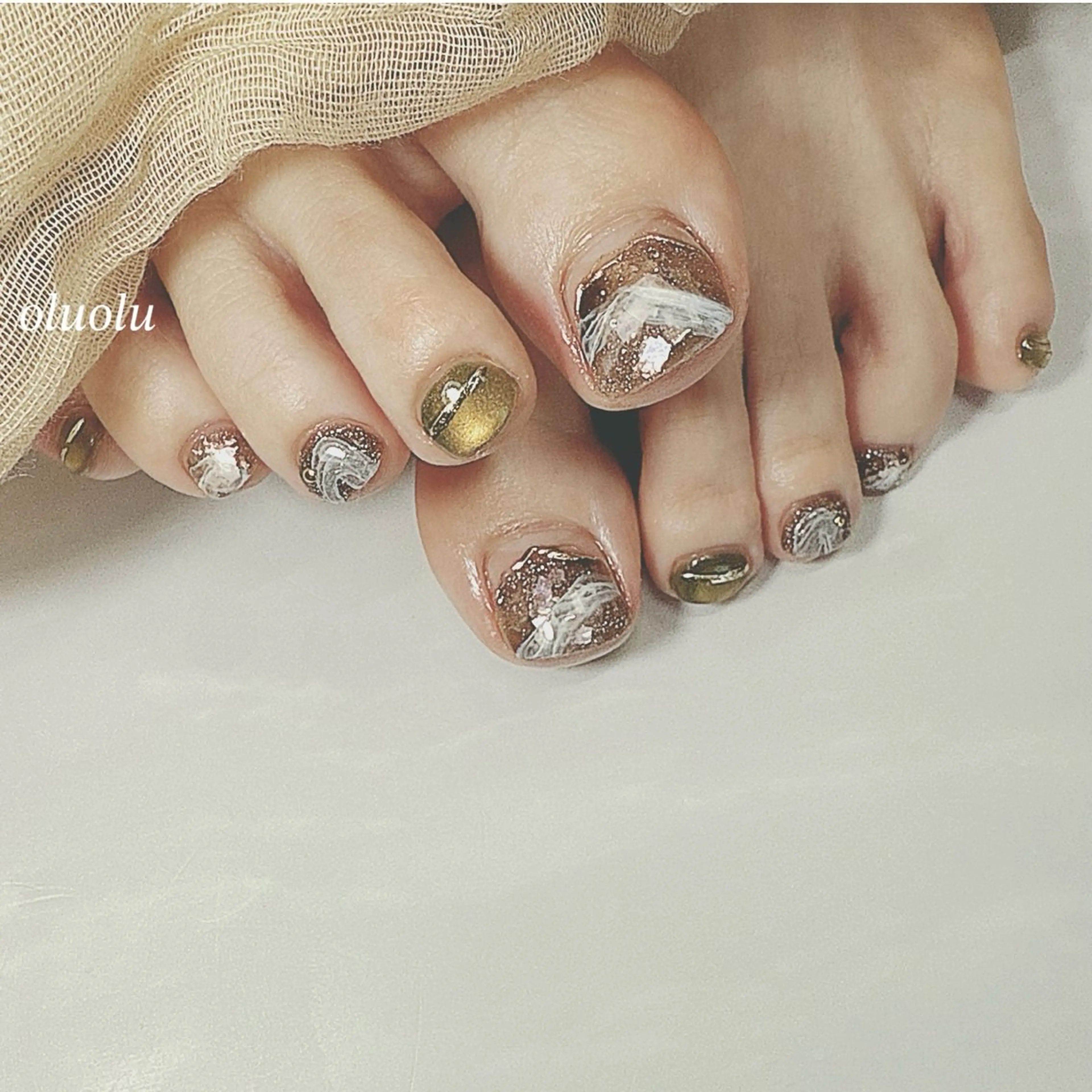 ネイル アートネイル フラッシュネイル フットネイル マグネットネイル ニュアンスネイル 大村 紬華のネイルデザイン