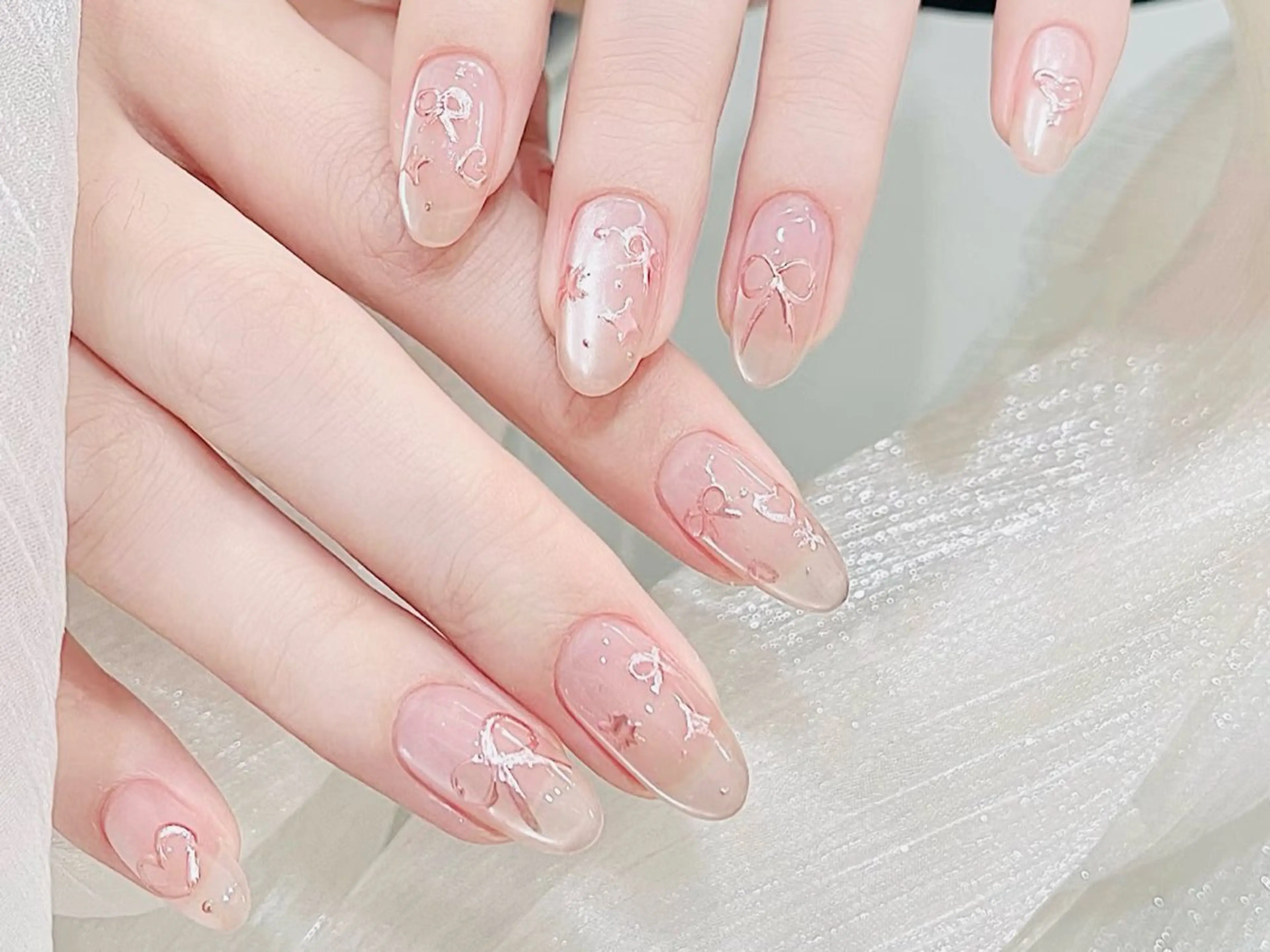 ネイル マグネットネイル リボン ハンドネイル ハンドケア DarkHoney 池袋店のネイルデザイン