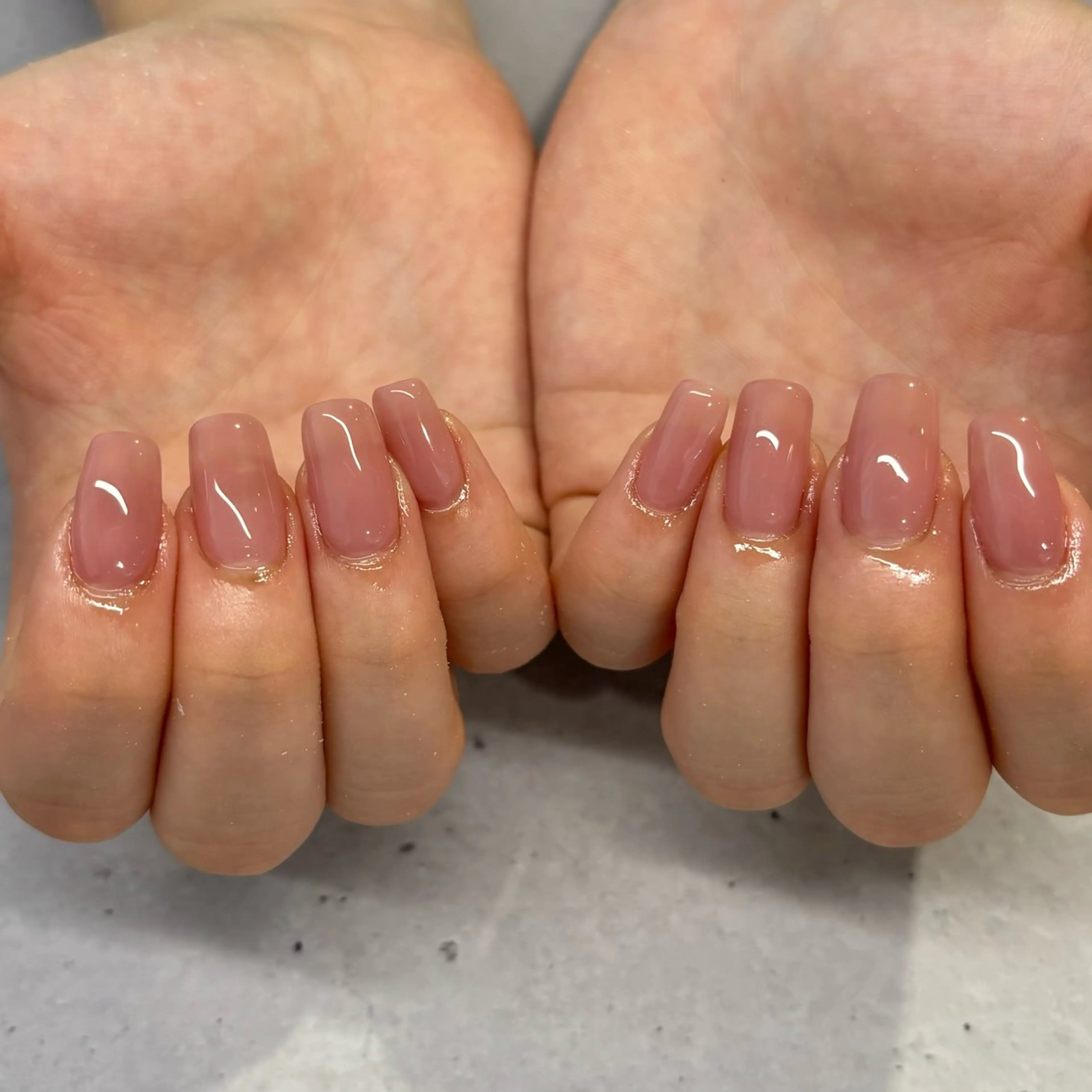 ネイル ワンカラーネイル ピンク ハンドネイル 荒巻 めいのネイルデザイン