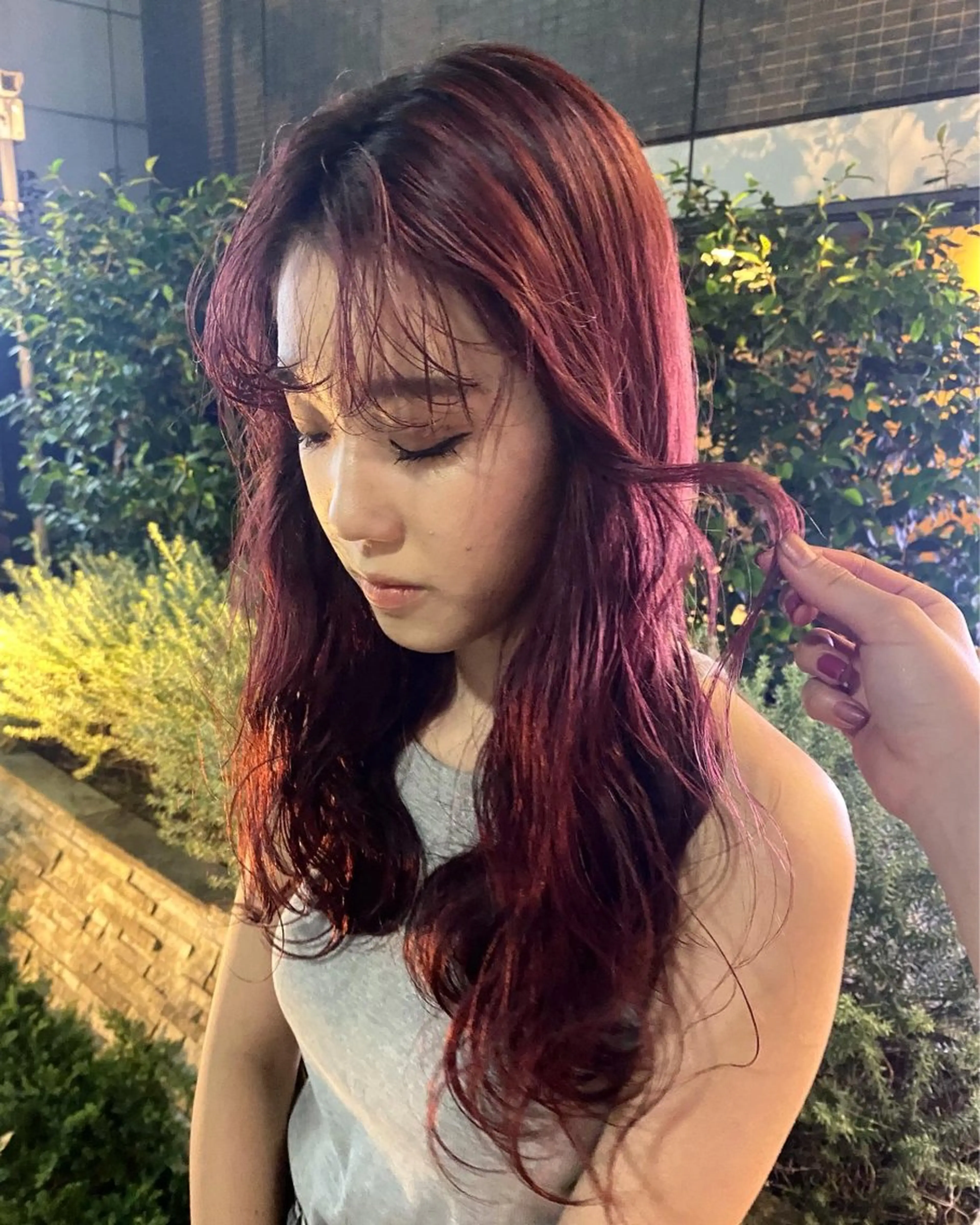 ロング カラー 髪と音処　マトぺ所属・デザインカラー/ボブ ブリーチカラー/ユリのヘアスタイル