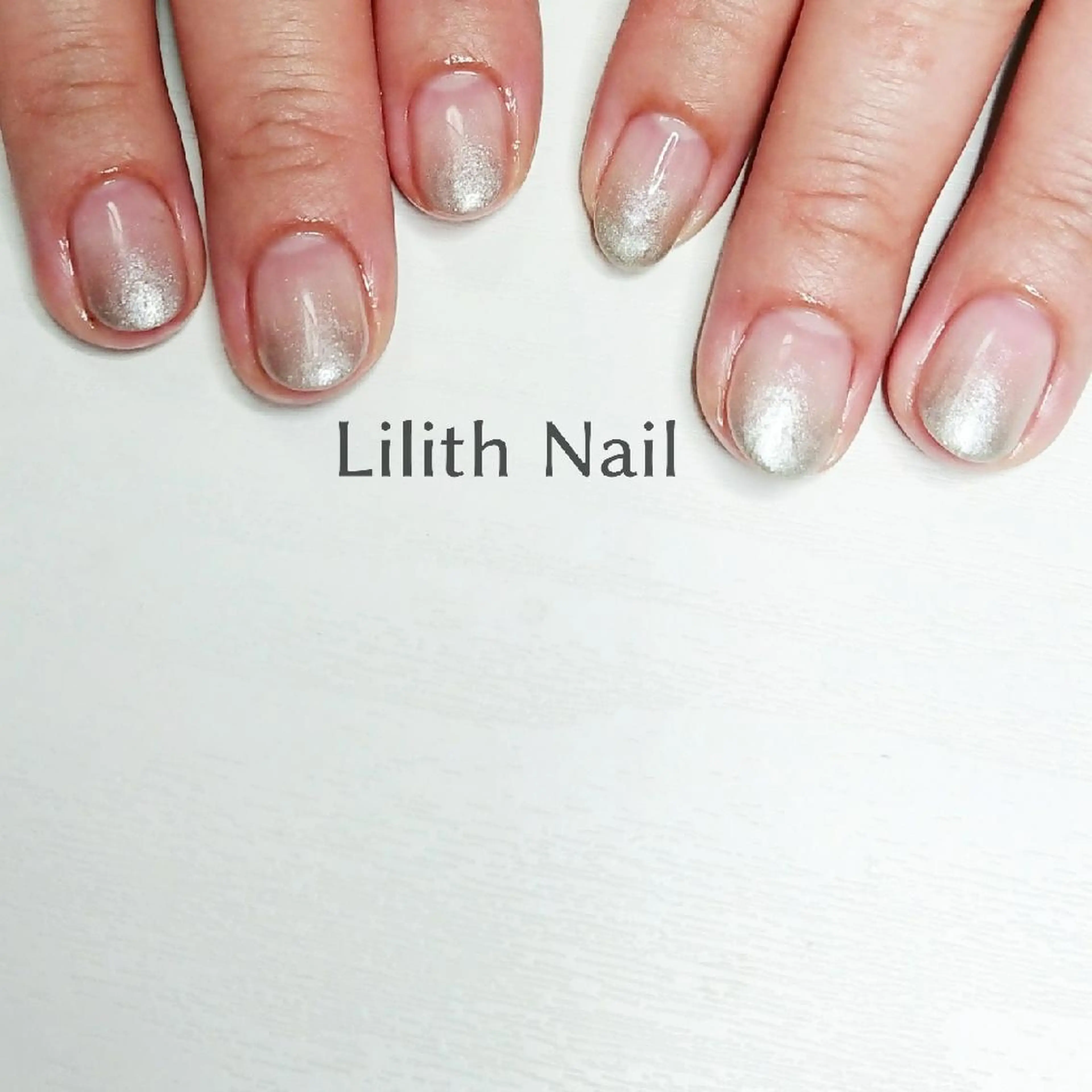 ネイル グラデーション シンプルネイル ハンドネイル Lilith Nailのネイルデザイン