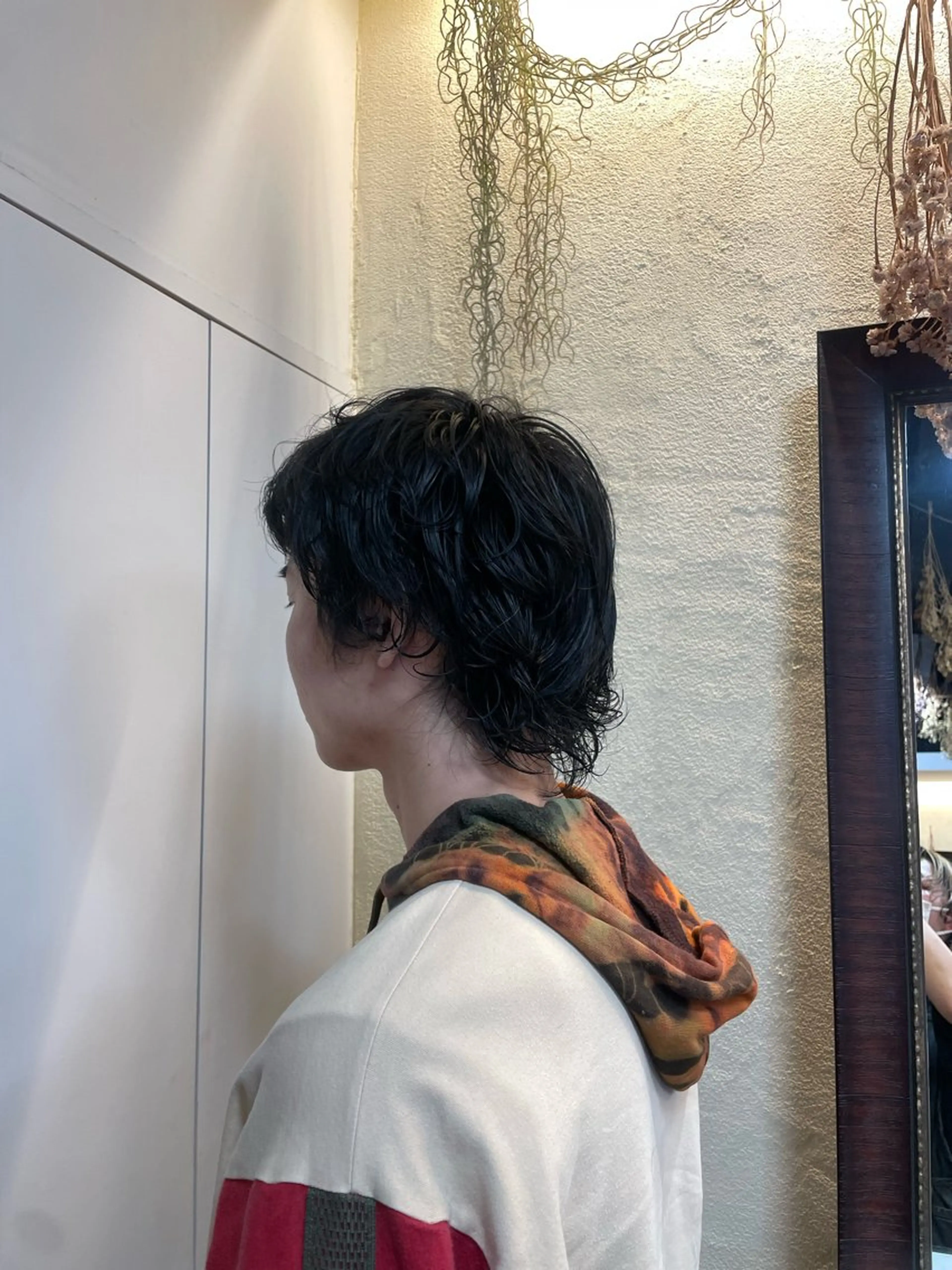 ショート 外ハネヘア ウルフカット カット パーマ 大庭 萌瑚のヘアスタイル