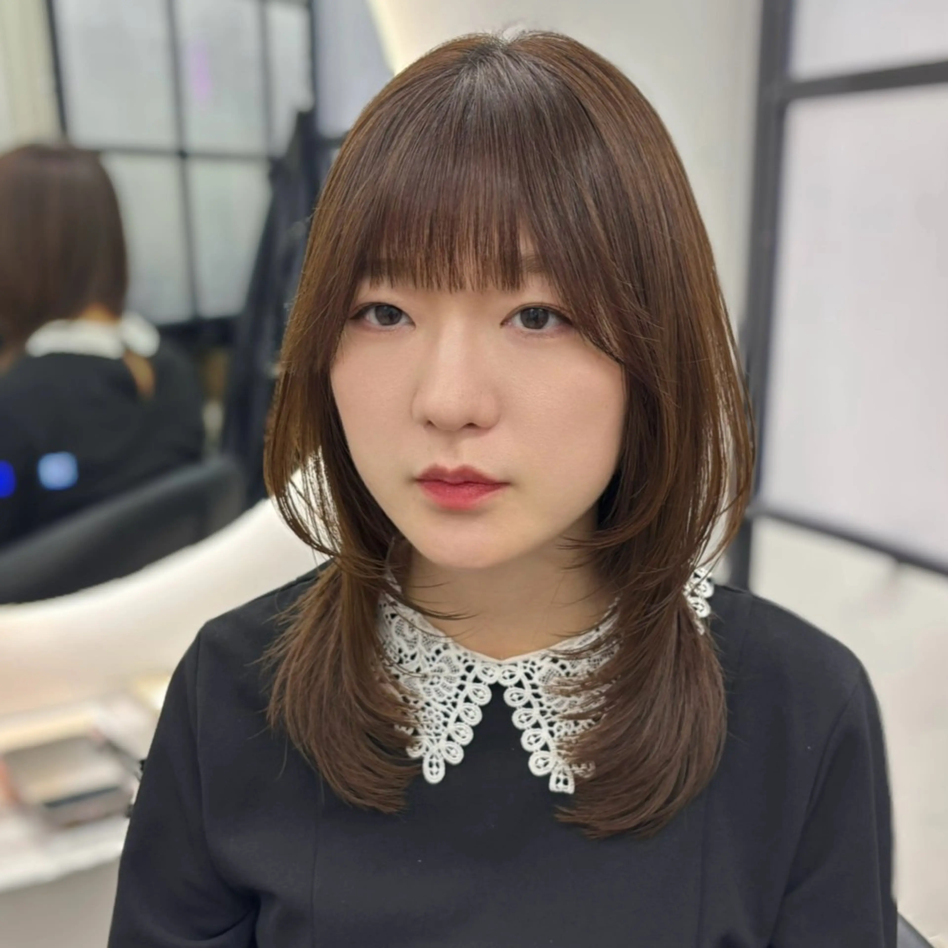 セミロング カット Ren. 🦋デザインカラーのヘアスタイル