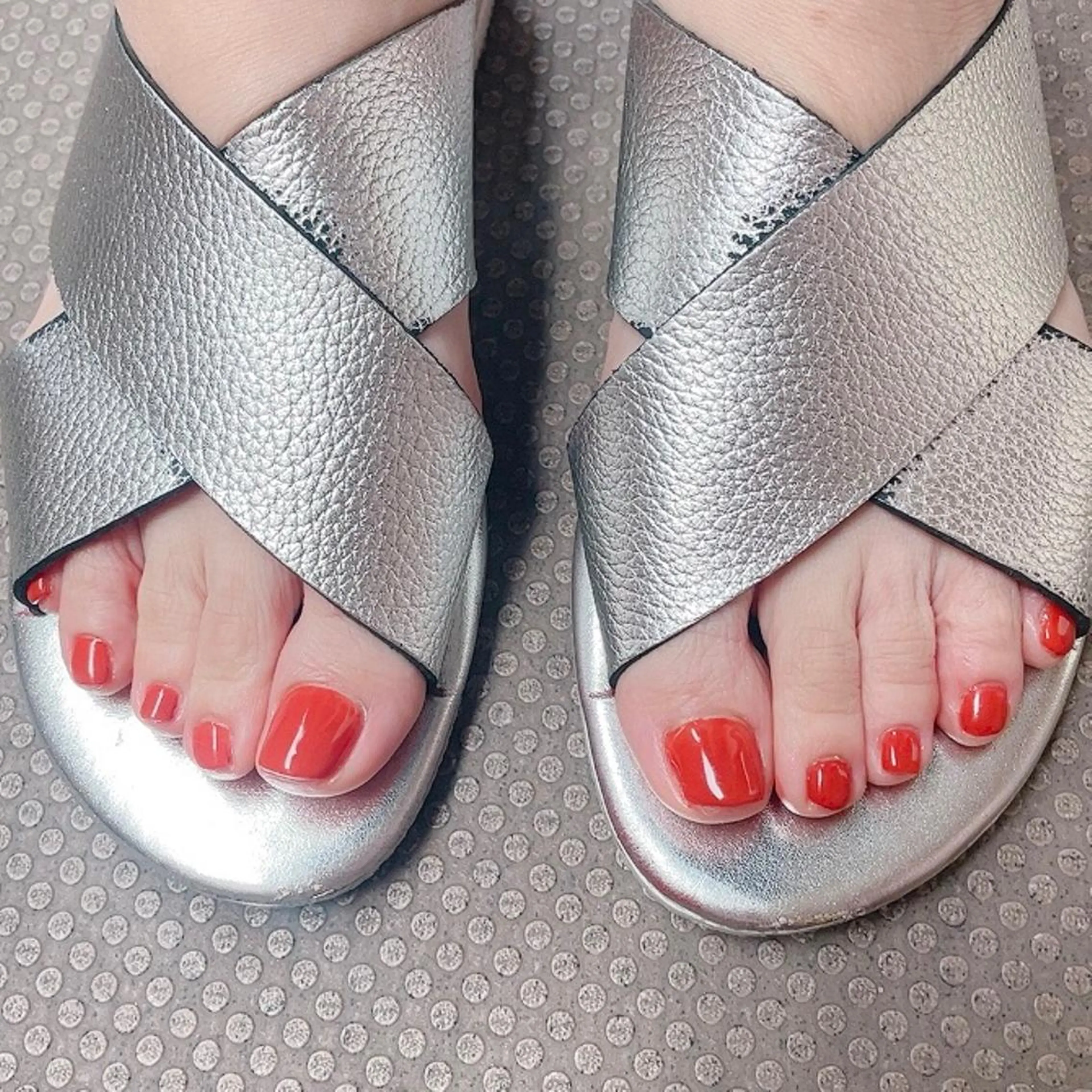 ネイル フットネイル ワンカラーネイル 奥園 良恵のネイルデザイン