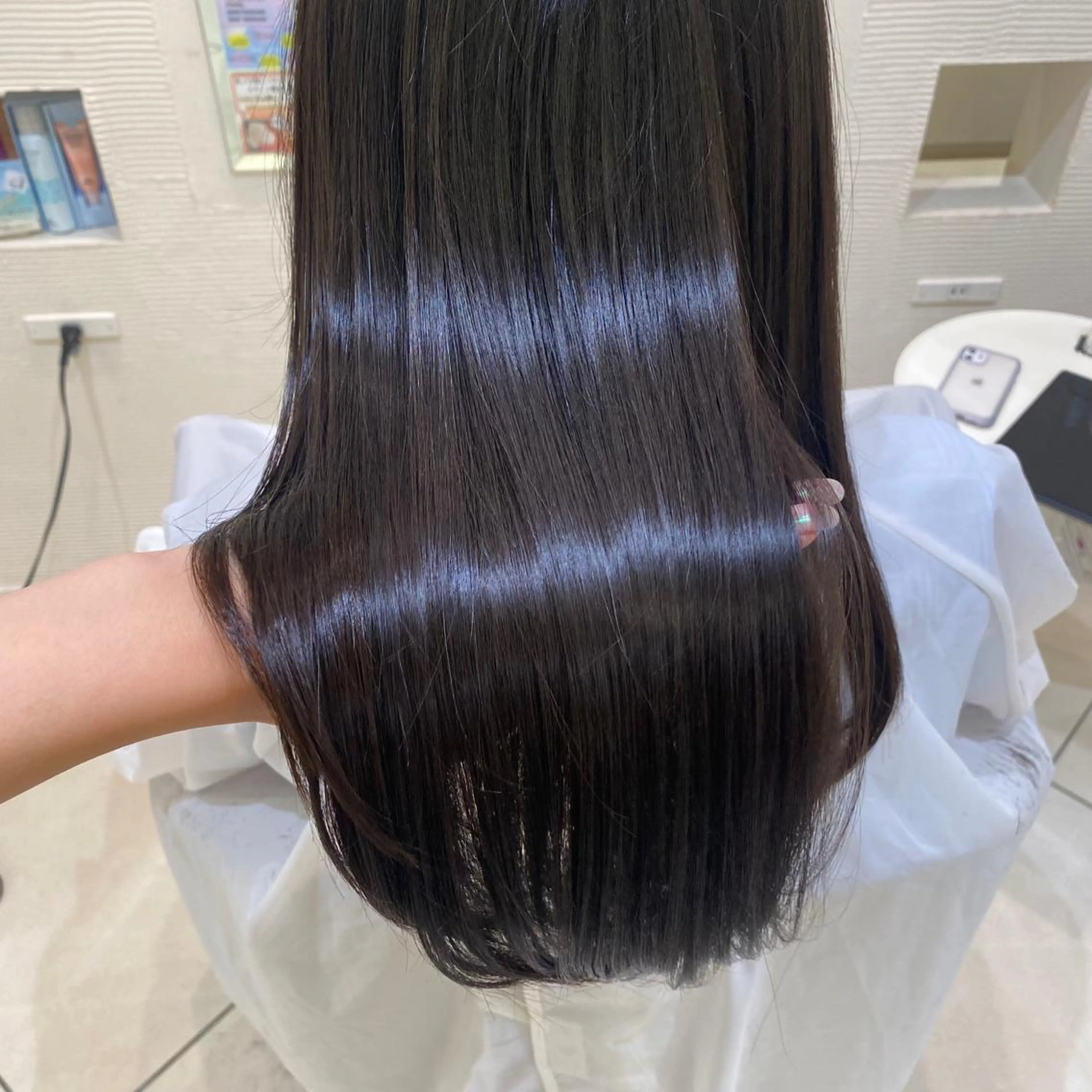 ロング カラー 髪質改善 韓国レイヤー🪽 耳ツボジュエリーのヘアスタイル