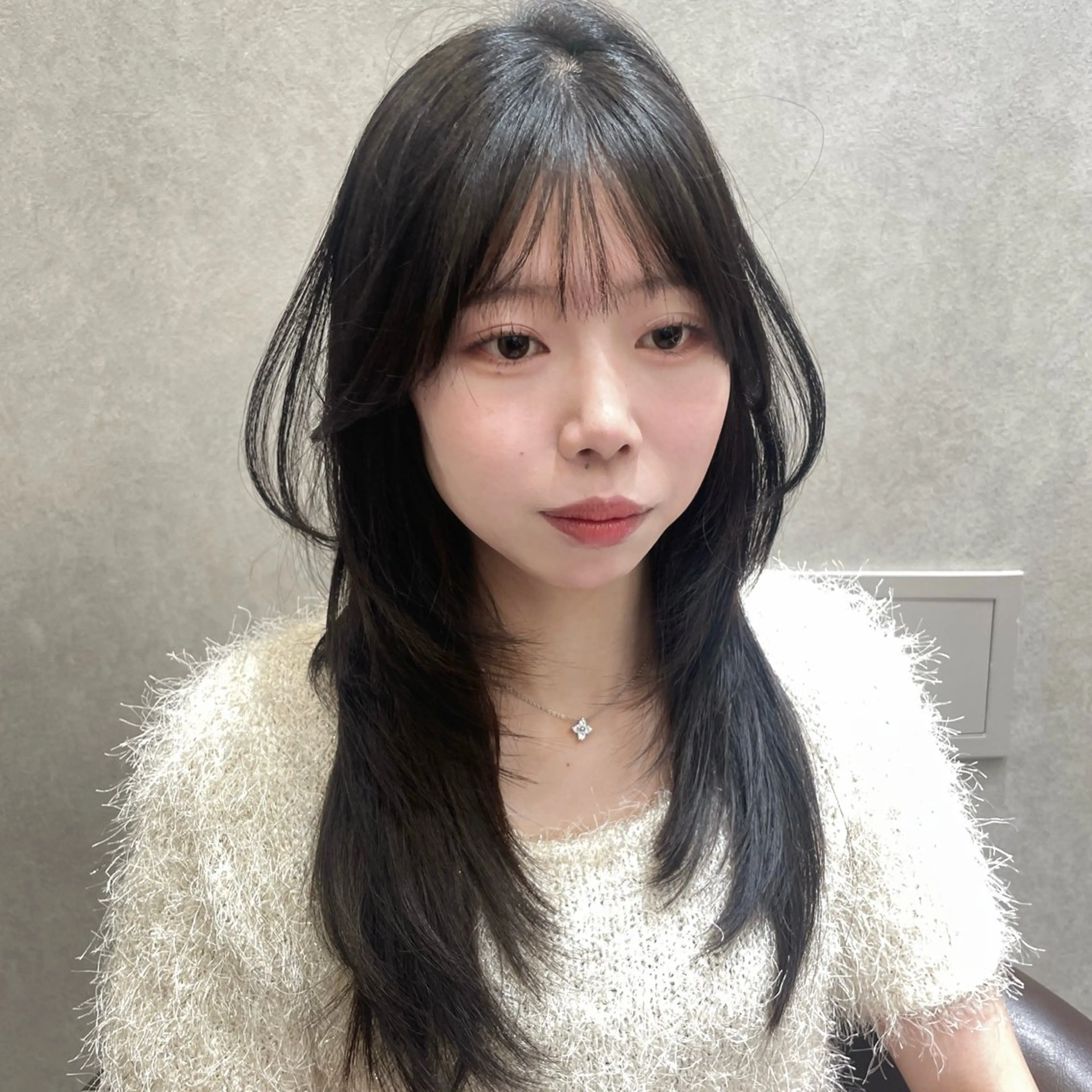 セミロング カット ヘアカラー MOE 福岡韓国ヘア✧︎のヘアスタイル